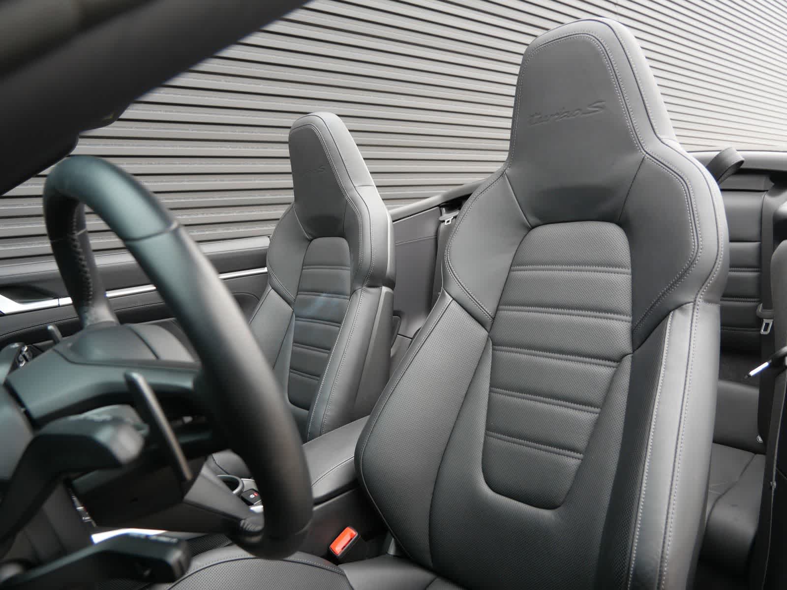 Thumbnail: 2024 Porsche 911 - 5