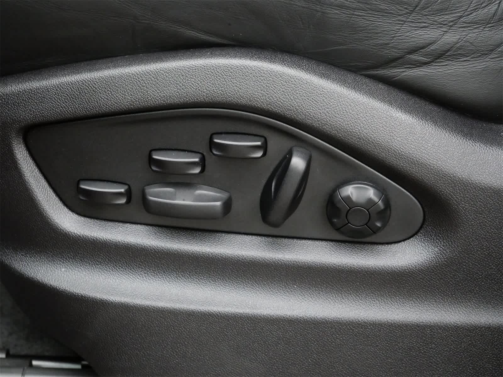 Thumbnail: 2023 Porsche Cayenne - 13