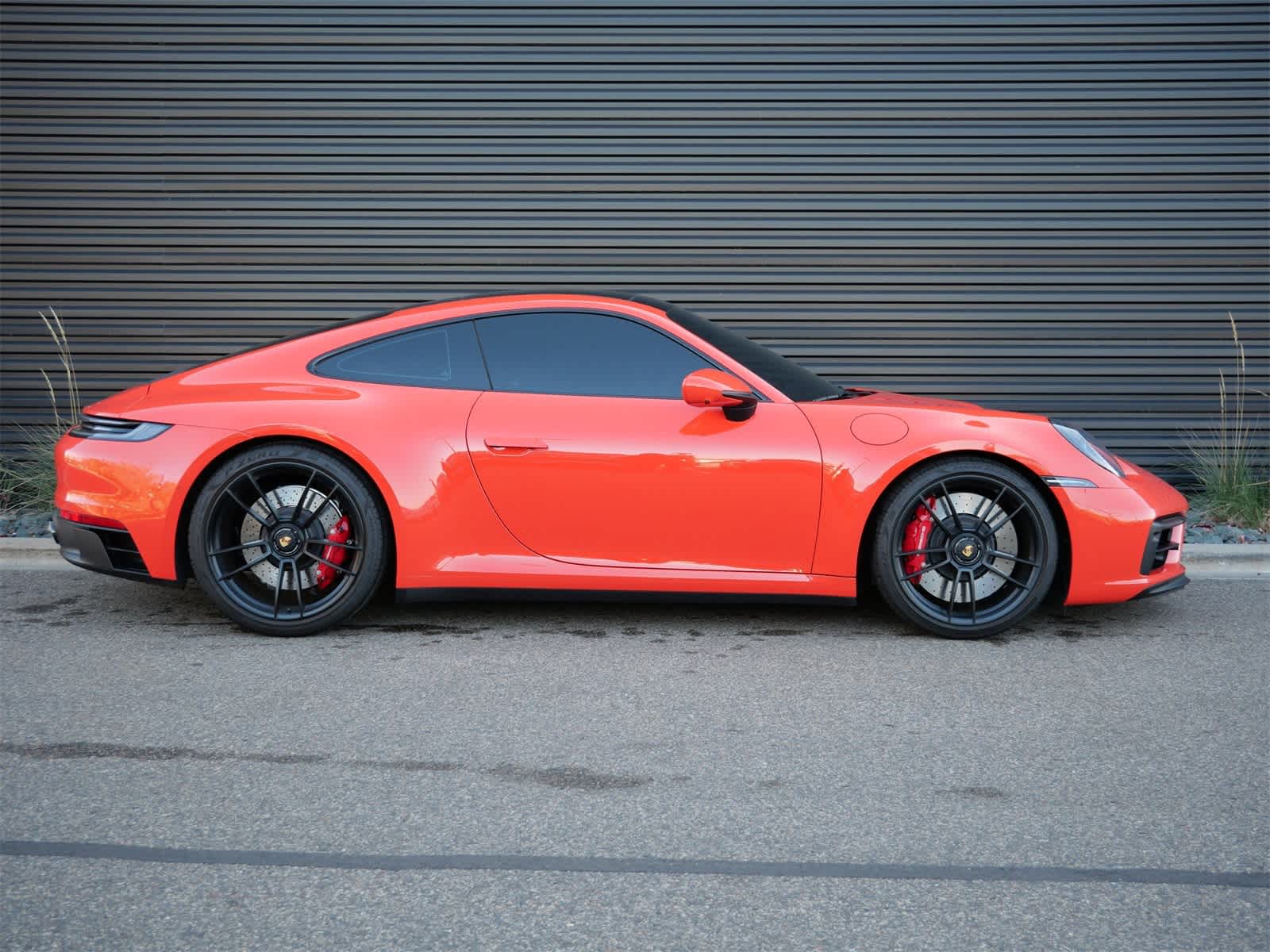Thumbnail: 2022 Porsche 911 - 26