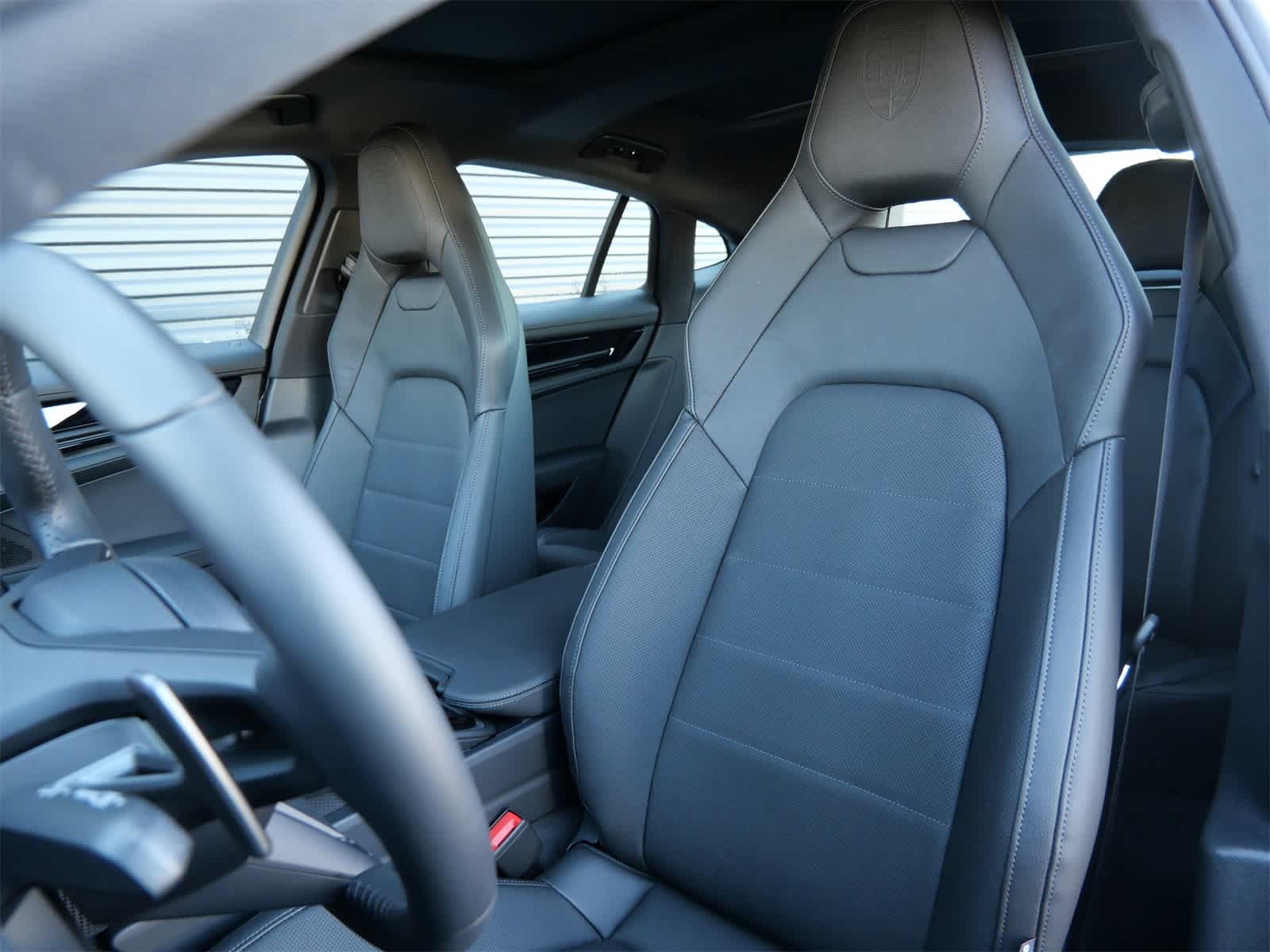 Thumbnail: 2026 Porsche Panamera - 5