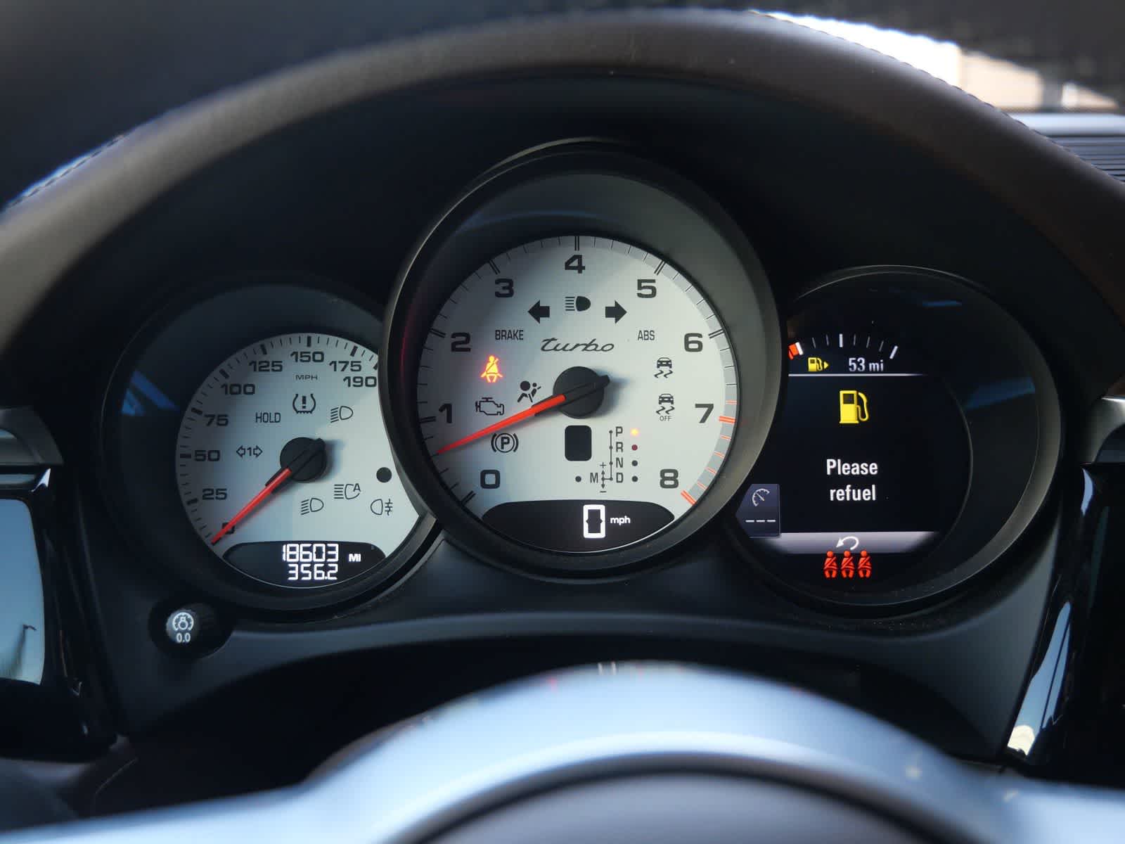 Thumbnail: 2021 Porsche Macan - 16