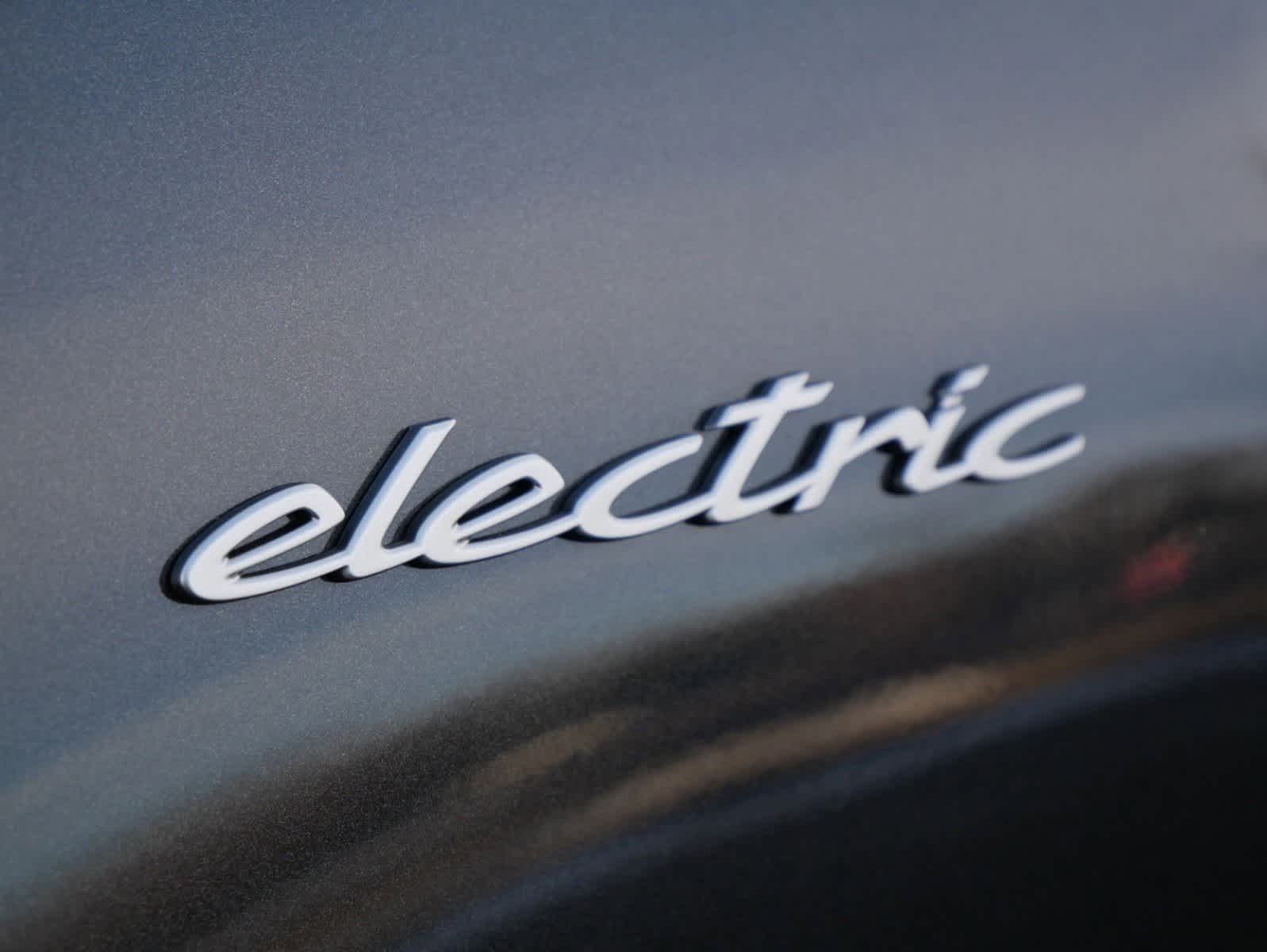 Thumbnail: 2024 Porsche Macan - 9