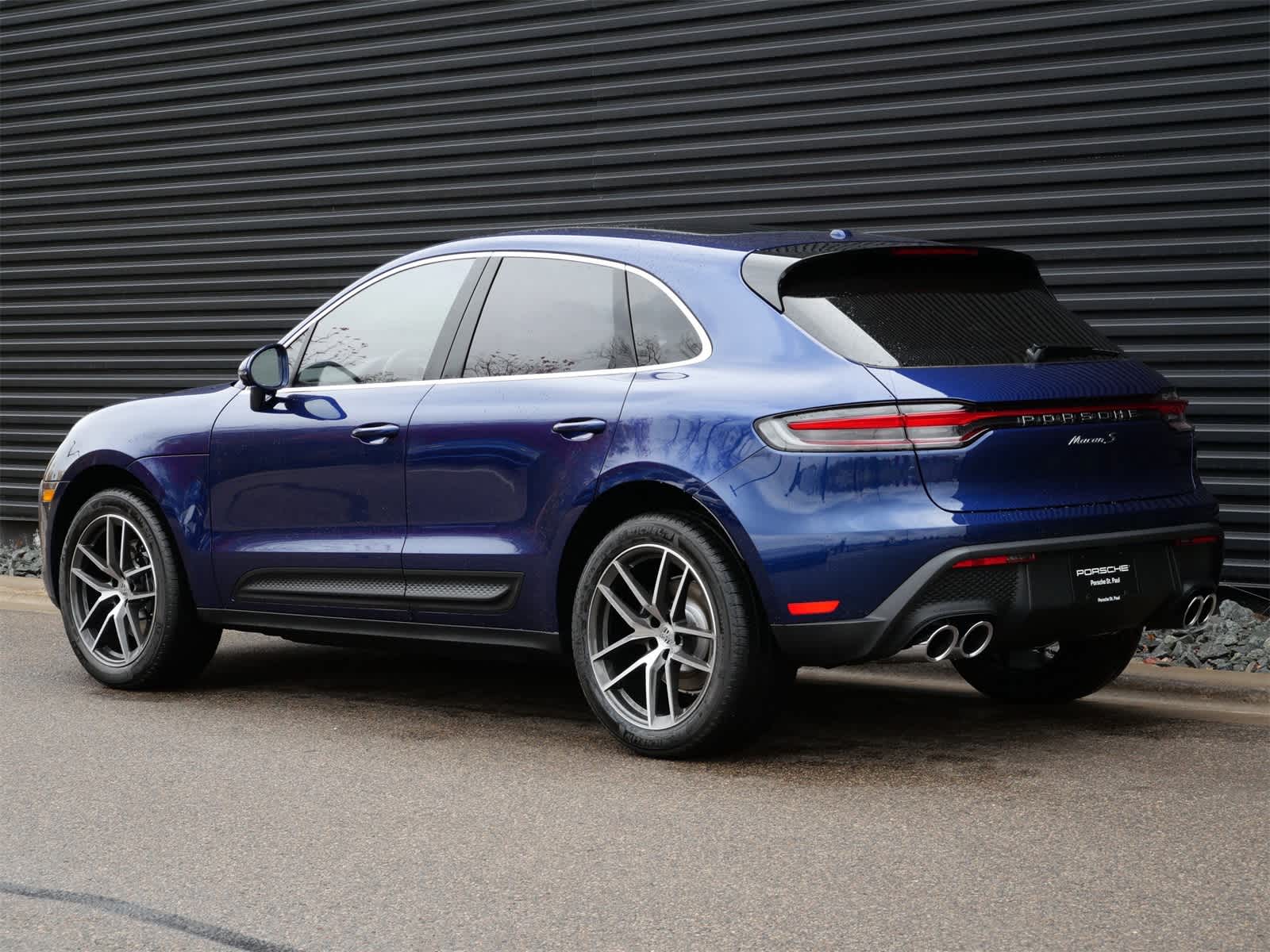 Thumbnail: 2026 Porsche Macan - 3