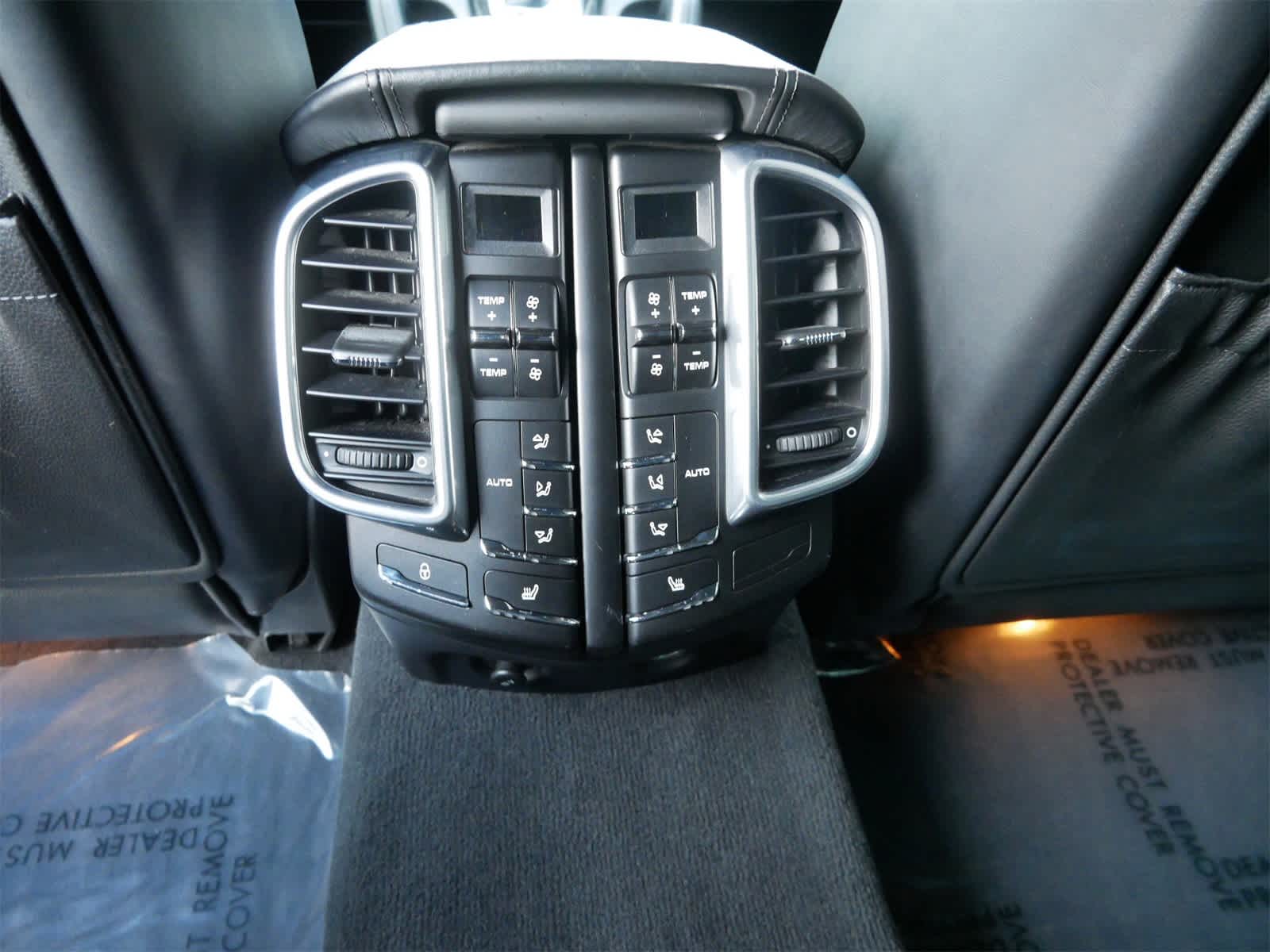 Thumbnail: 2014 Porsche Cayenne - 13