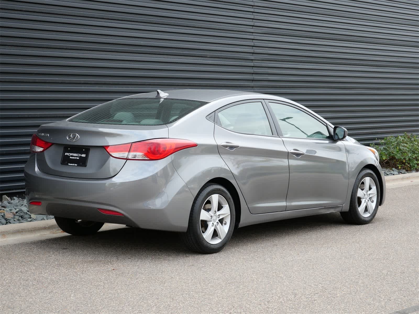 Thumbnail: 2013 Hyundai Elantra - 24