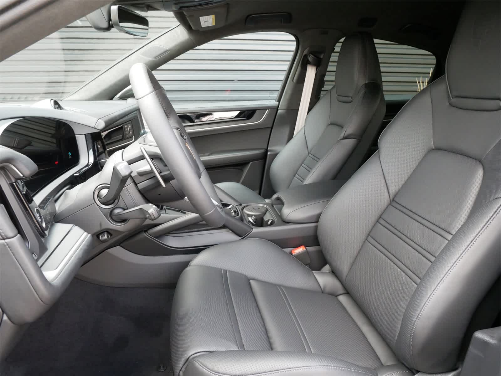 Thumbnail: 2025 Porsche Cayenne - 5