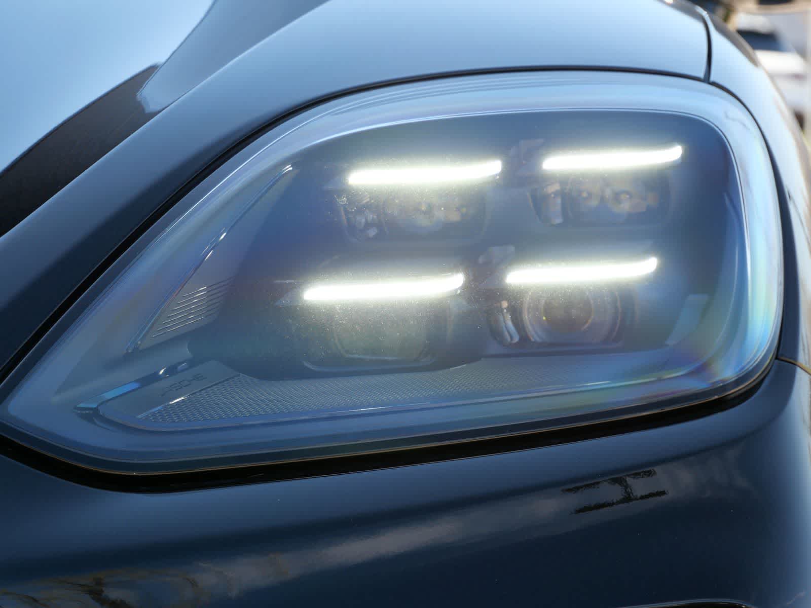 Thumbnail: 2026 Porsche Cayenne - 6