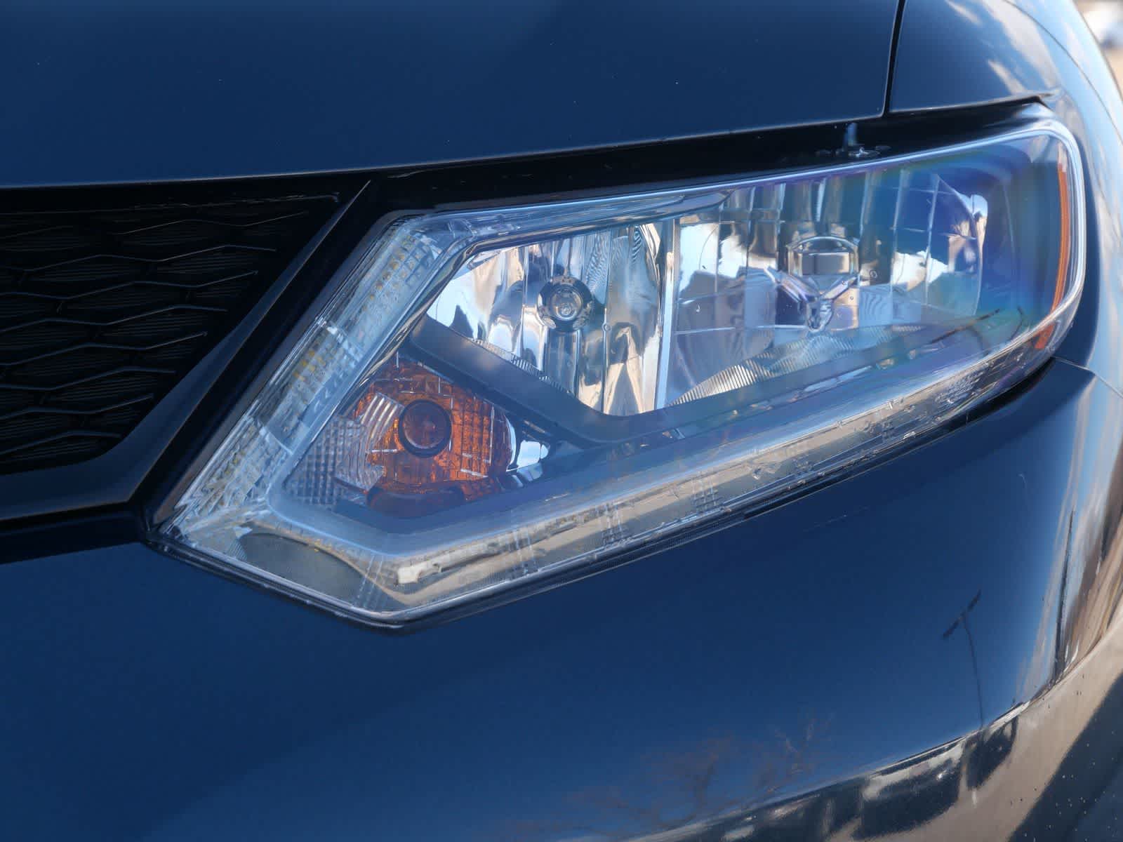 Thumbnail: 2016 Nissan Rogue - 6