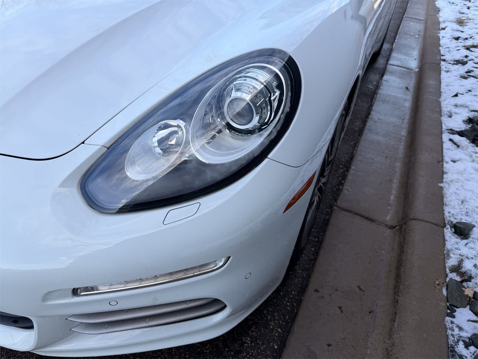 Thumbnail: 2016 Porsche Panamera - 29