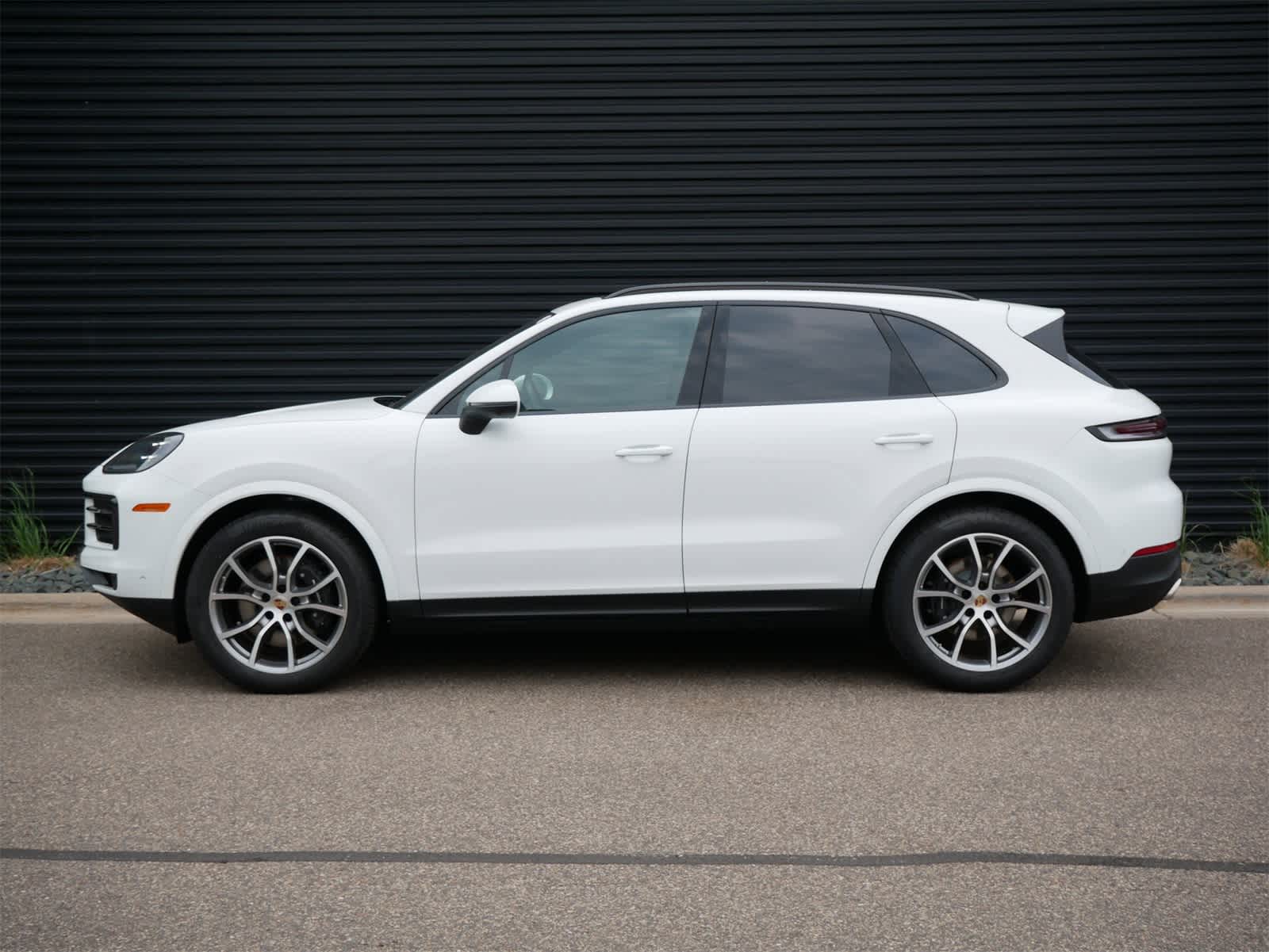 Thumbnail: 2025 Porsche Cayenne - 19
