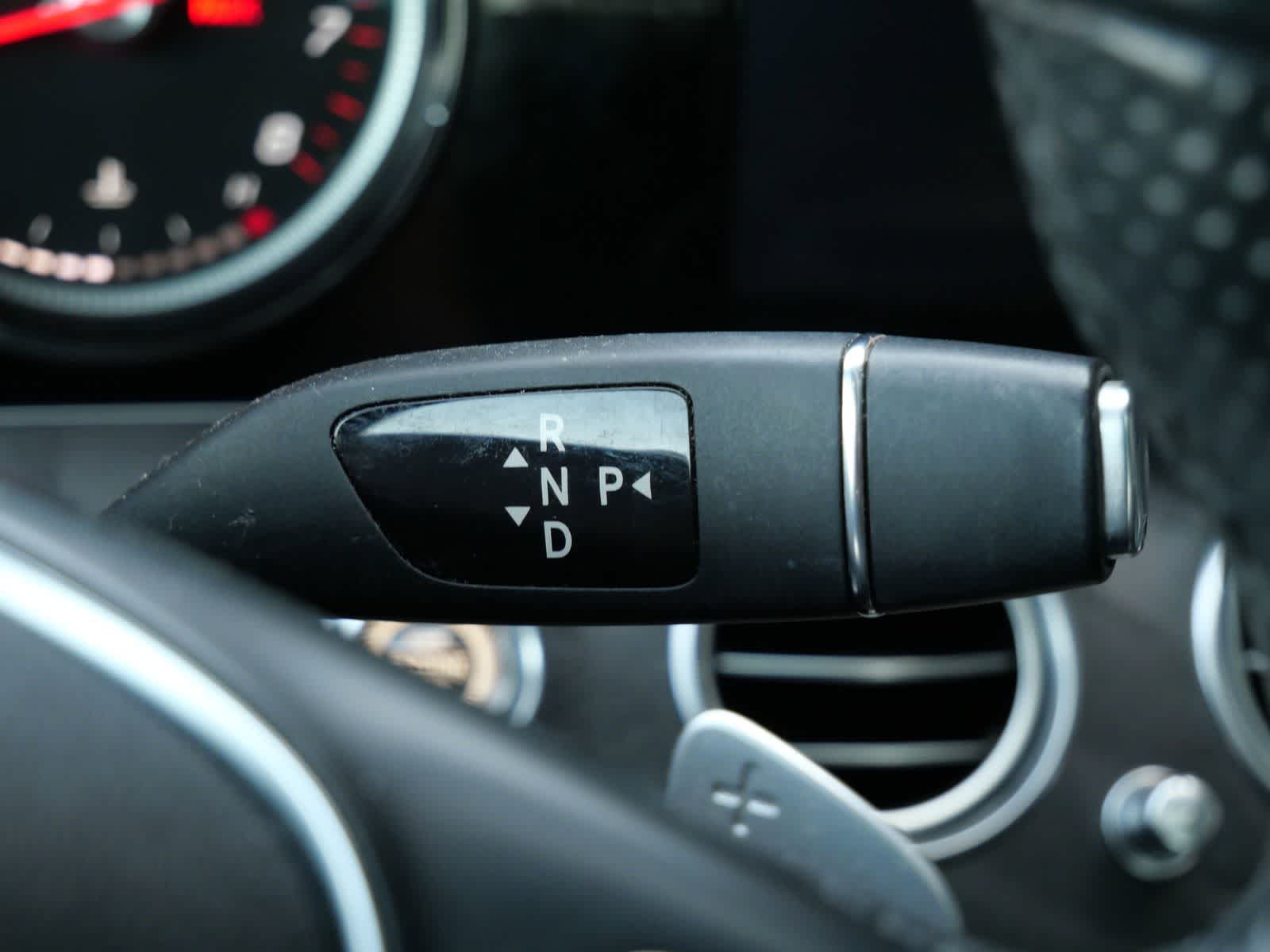 Thumbnail: 2017 Mercedes-Benz E-Class - 12