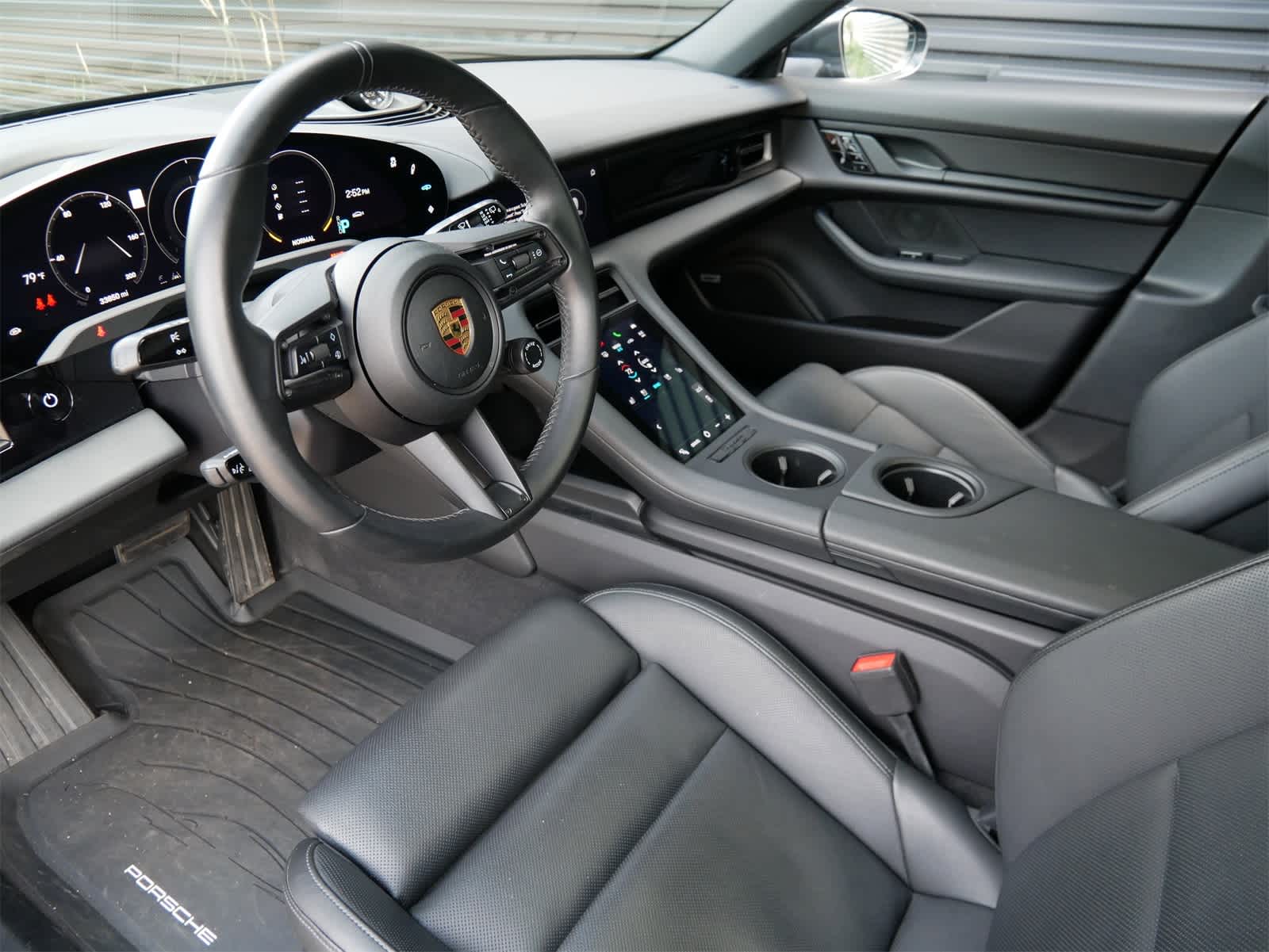 Thumbnail: 2021 Porsche Taycan - 4