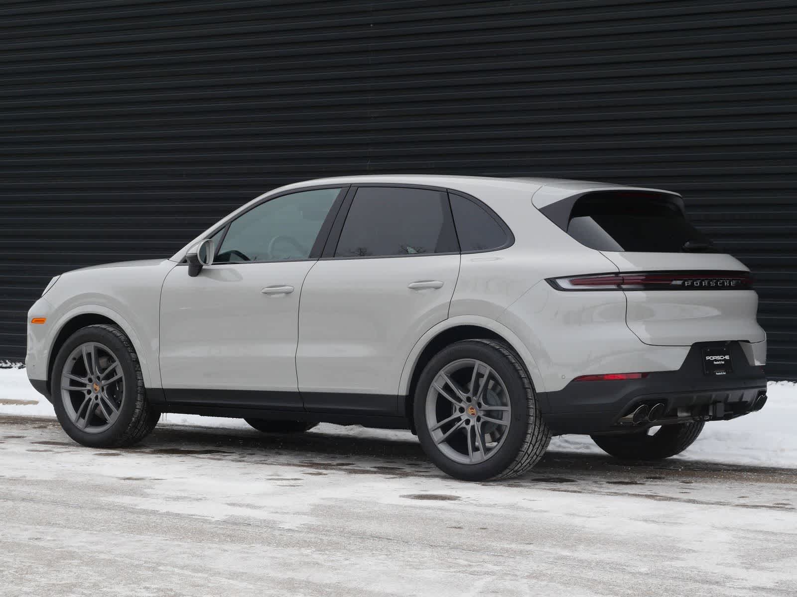 Thumbnail: 2026 Porsche Cayenne - 3