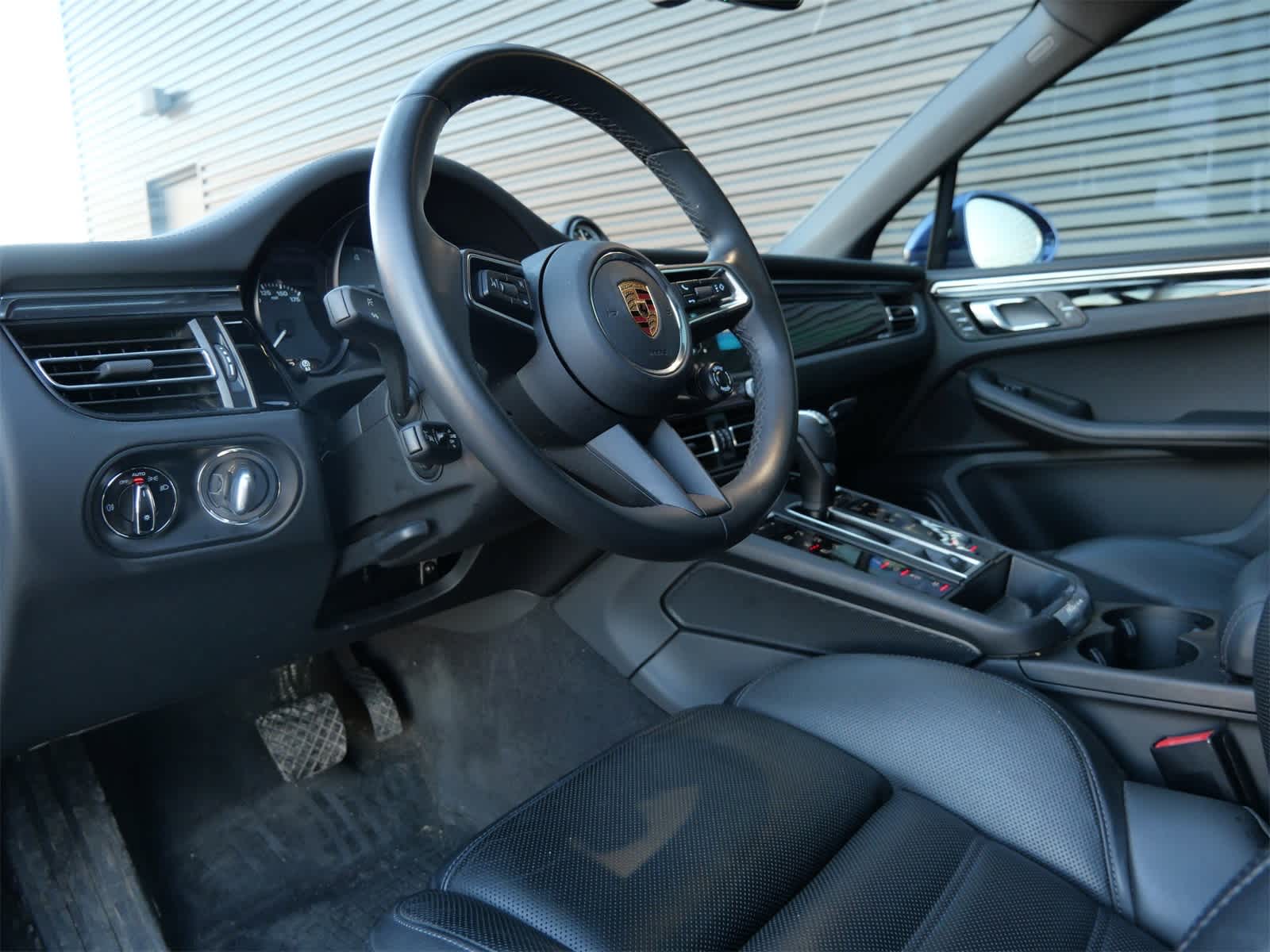 Thumbnail: 2024 Porsche Macan - 4