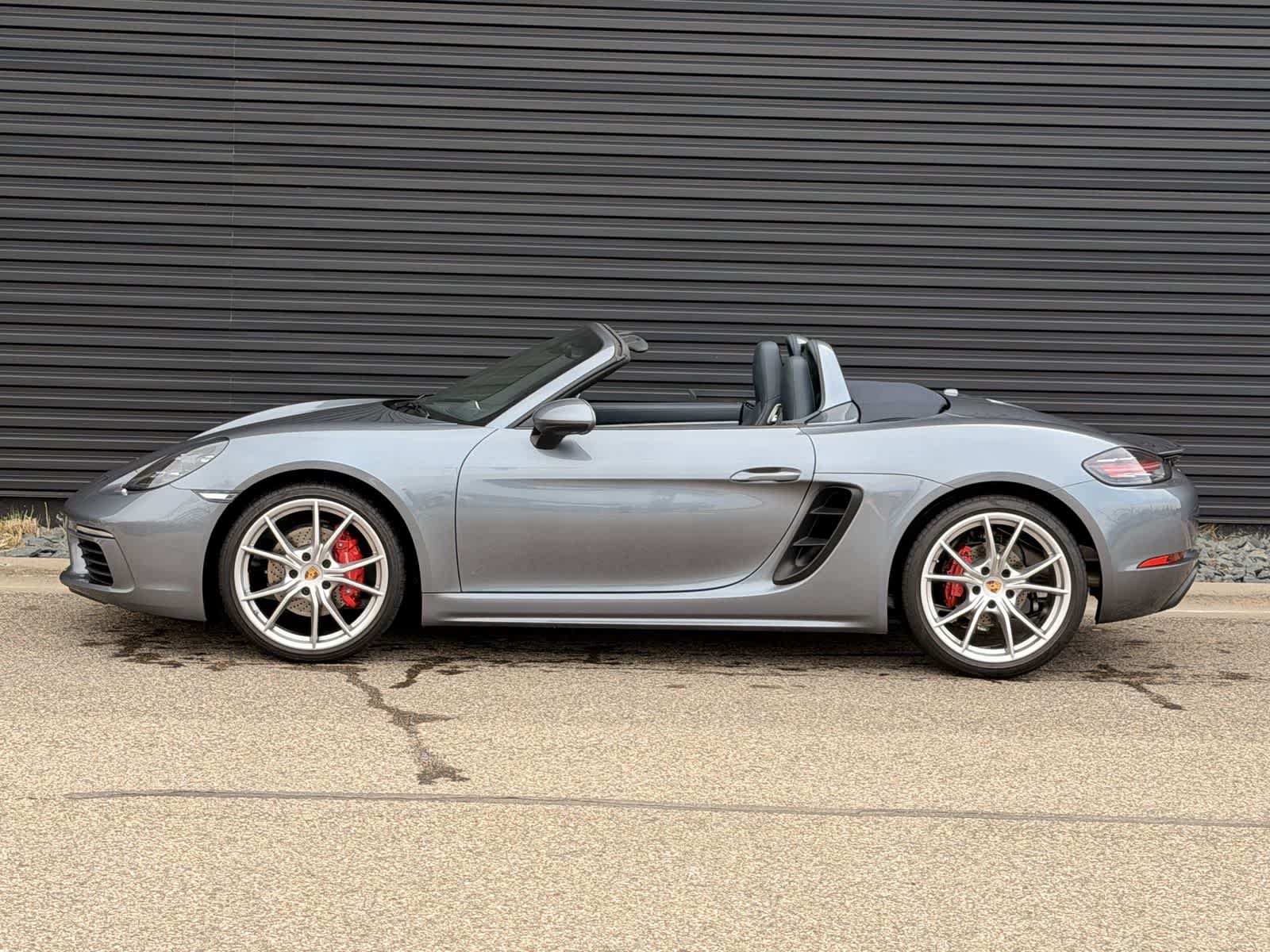 Thumbnail: 2025 Porsche 718 Boxster - 2