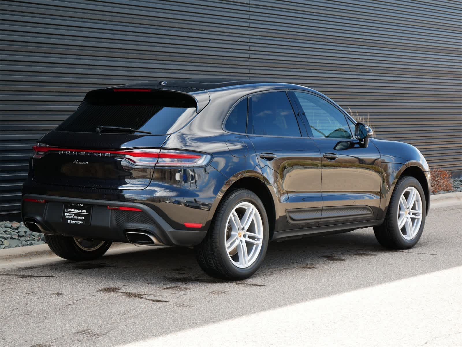 2024 Porsche Macan Base 24