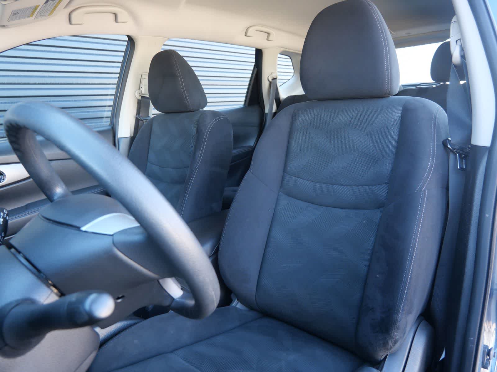 Thumbnail: 2016 Nissan Rogue - 5