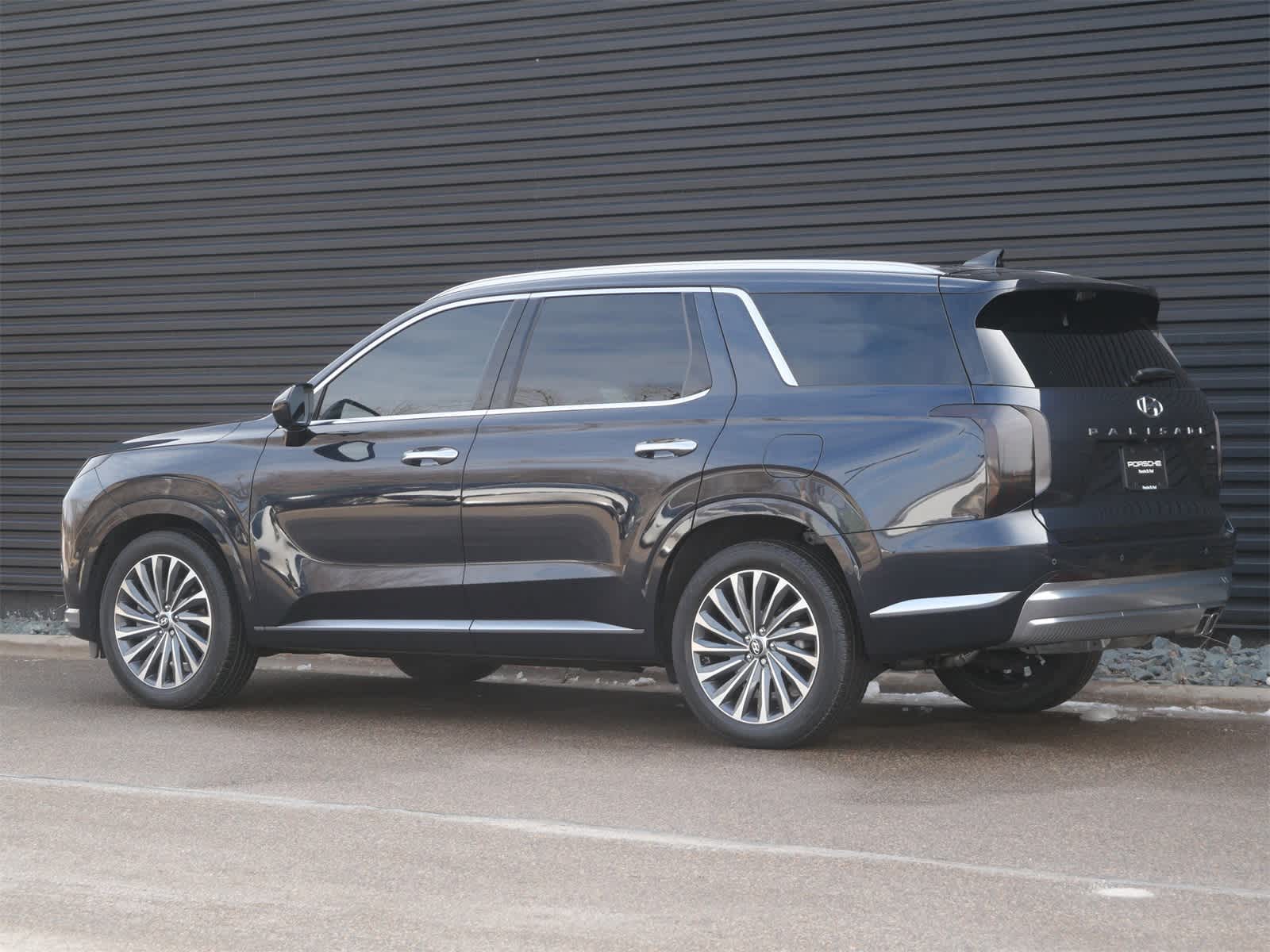 Thumbnail: 2024 Hyundai Palisade - 3