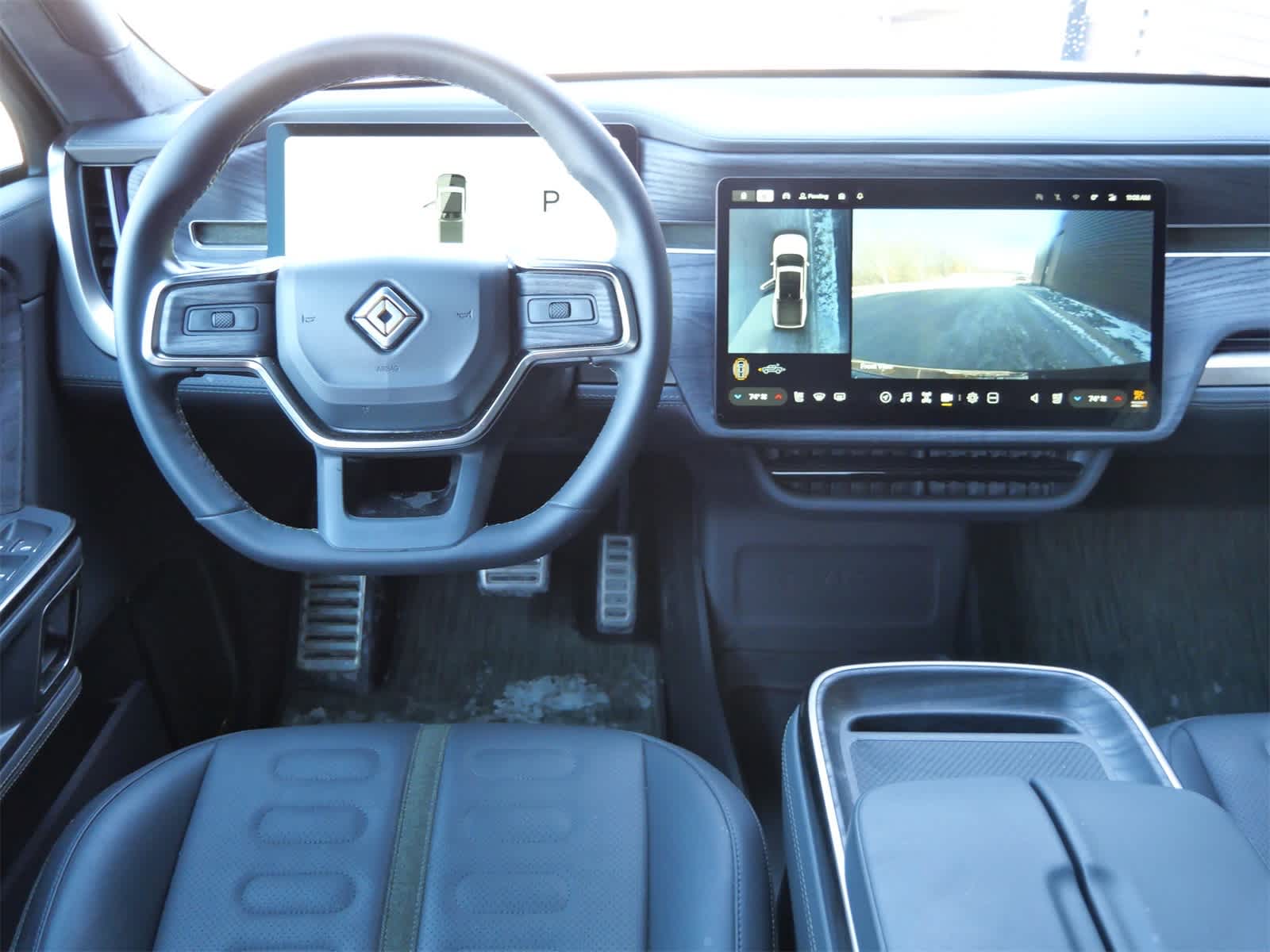 Thumbnail: 2022 Rivian R1T - 16