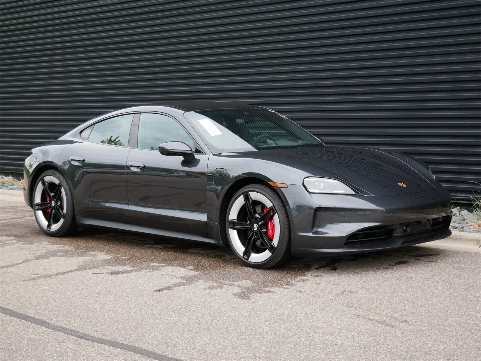 Thumbnail: 2025 Porsche Taycan - 26