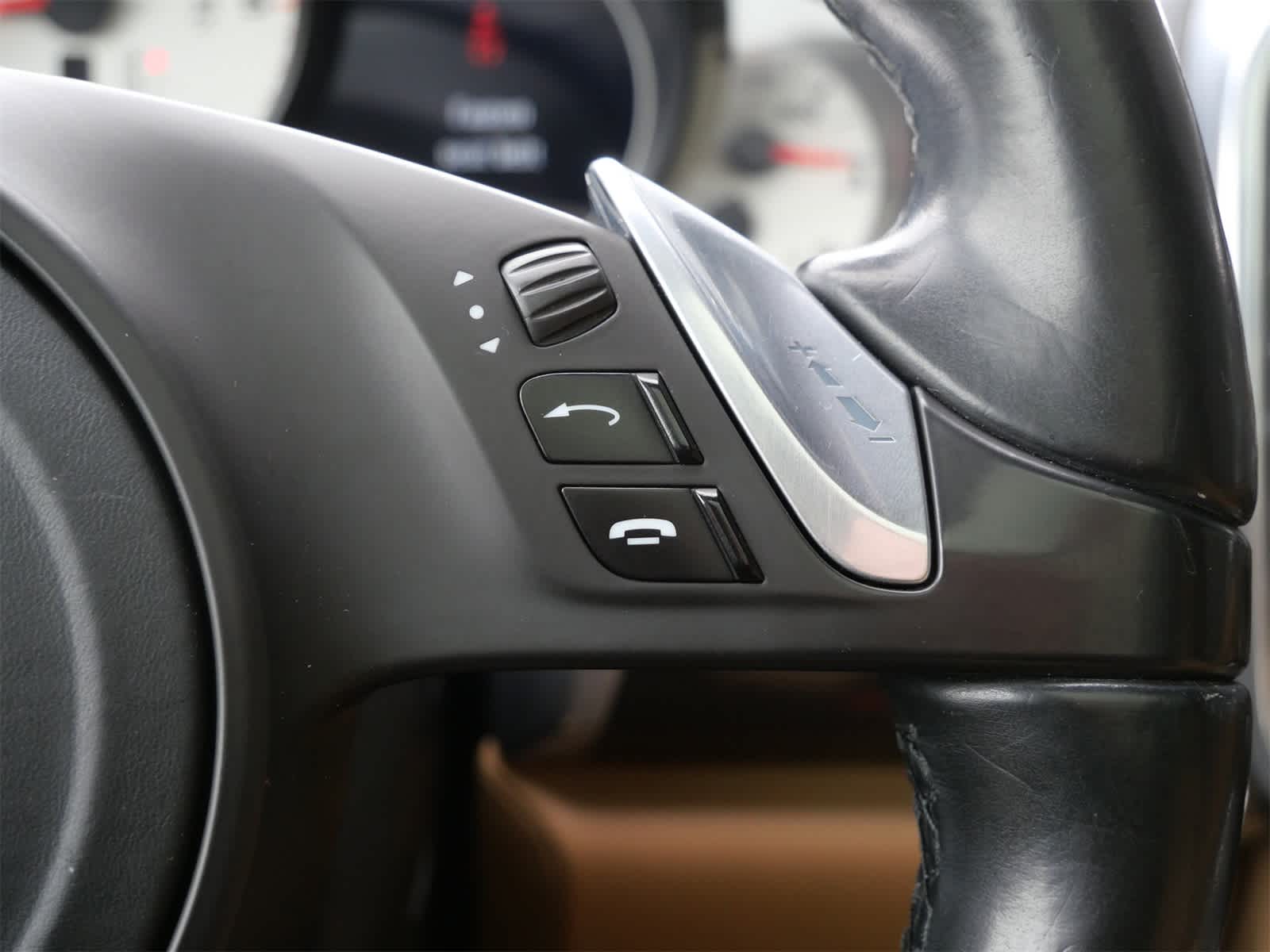 Thumbnail: 2014 Porsche Cayenne - 18