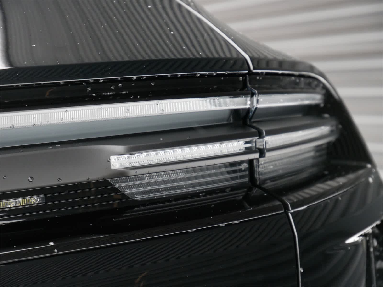 Thumbnail: 2025 Porsche Macan - 8