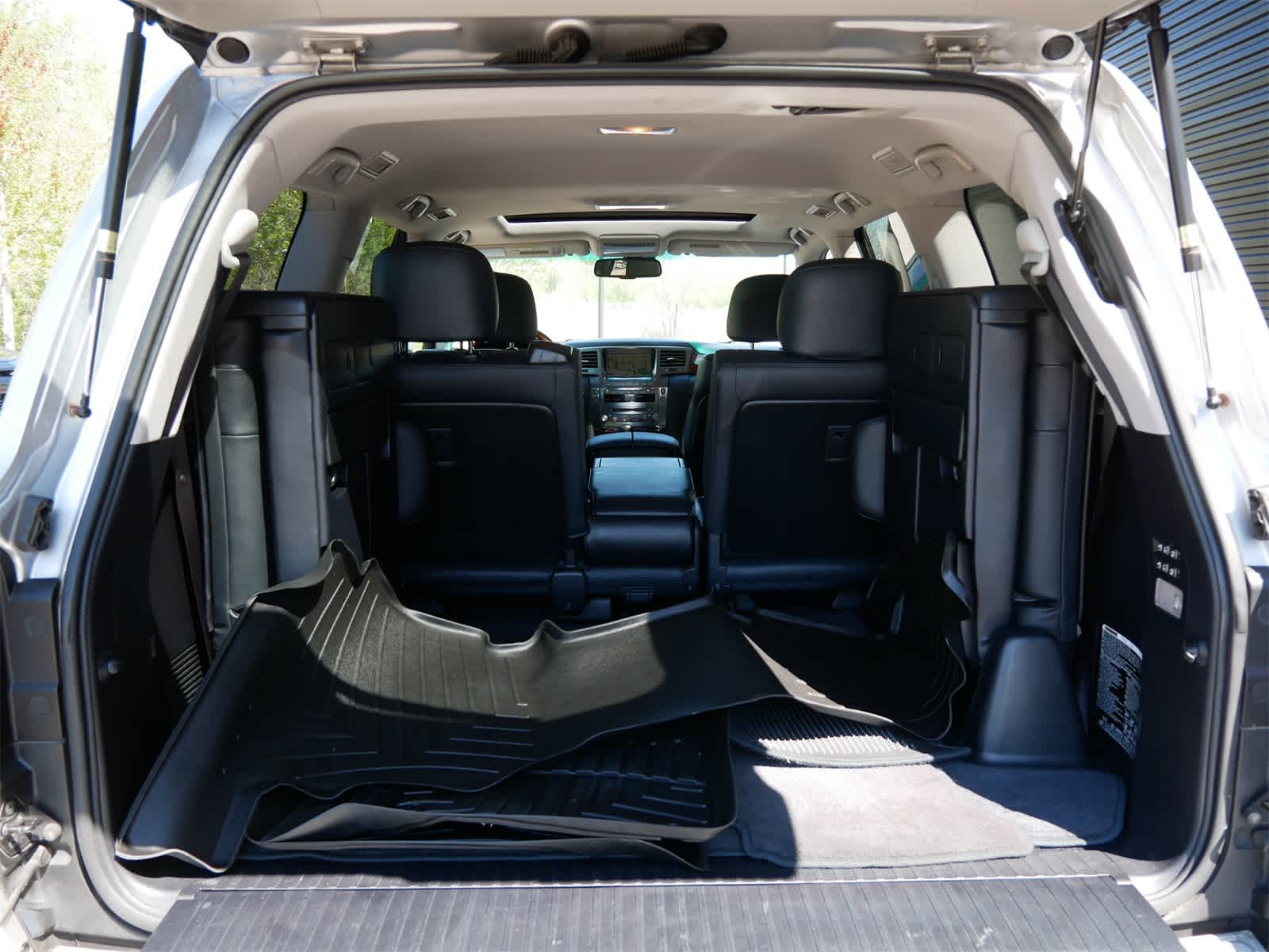 2011 Lexus LX 570 7