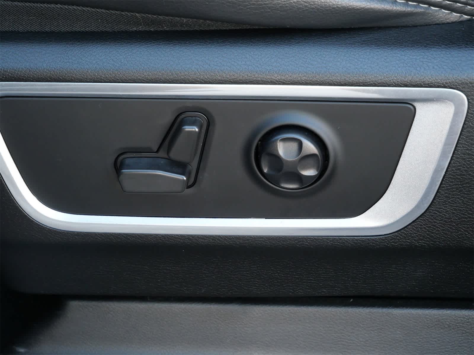 Thumbnail: 2021 RAM 1500 - 10