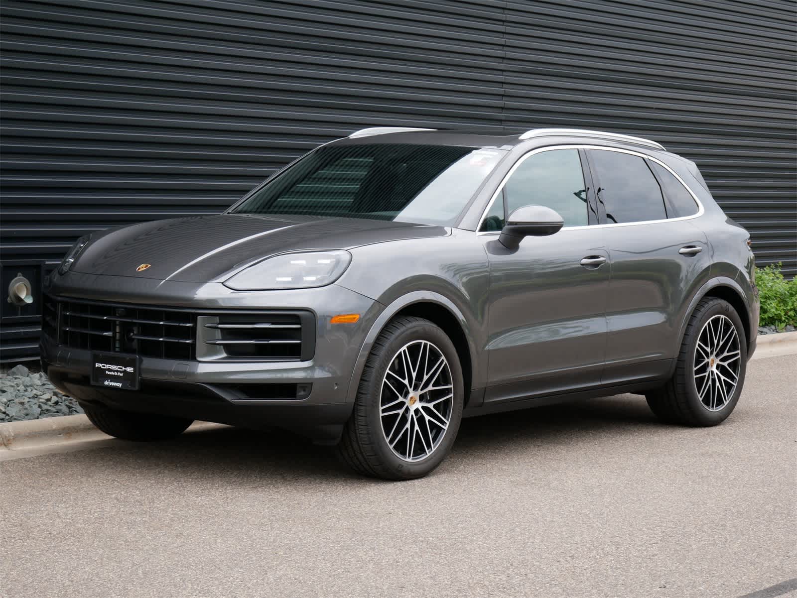2024 Porsche Cayenne Base -
                  Saint Paul, MN