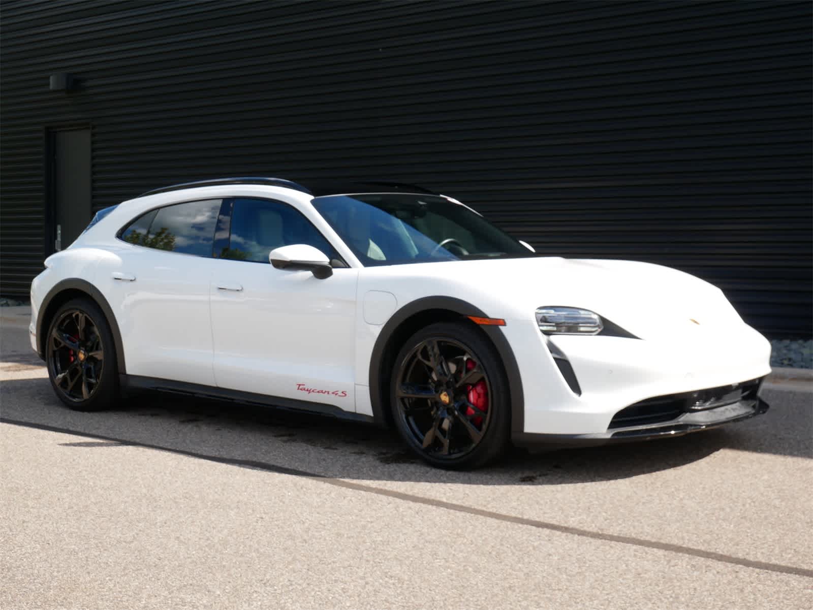 Thumbnail: 2023 Porsche Taycan - 26