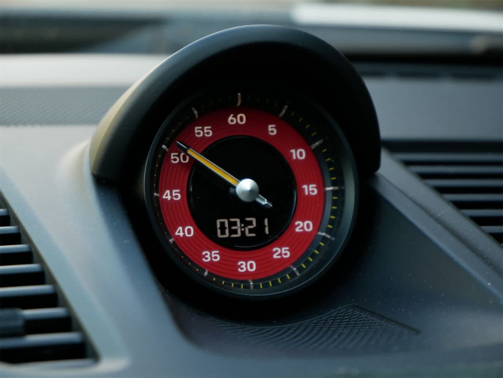 Thumbnail: 2024 Porsche 911 - 12