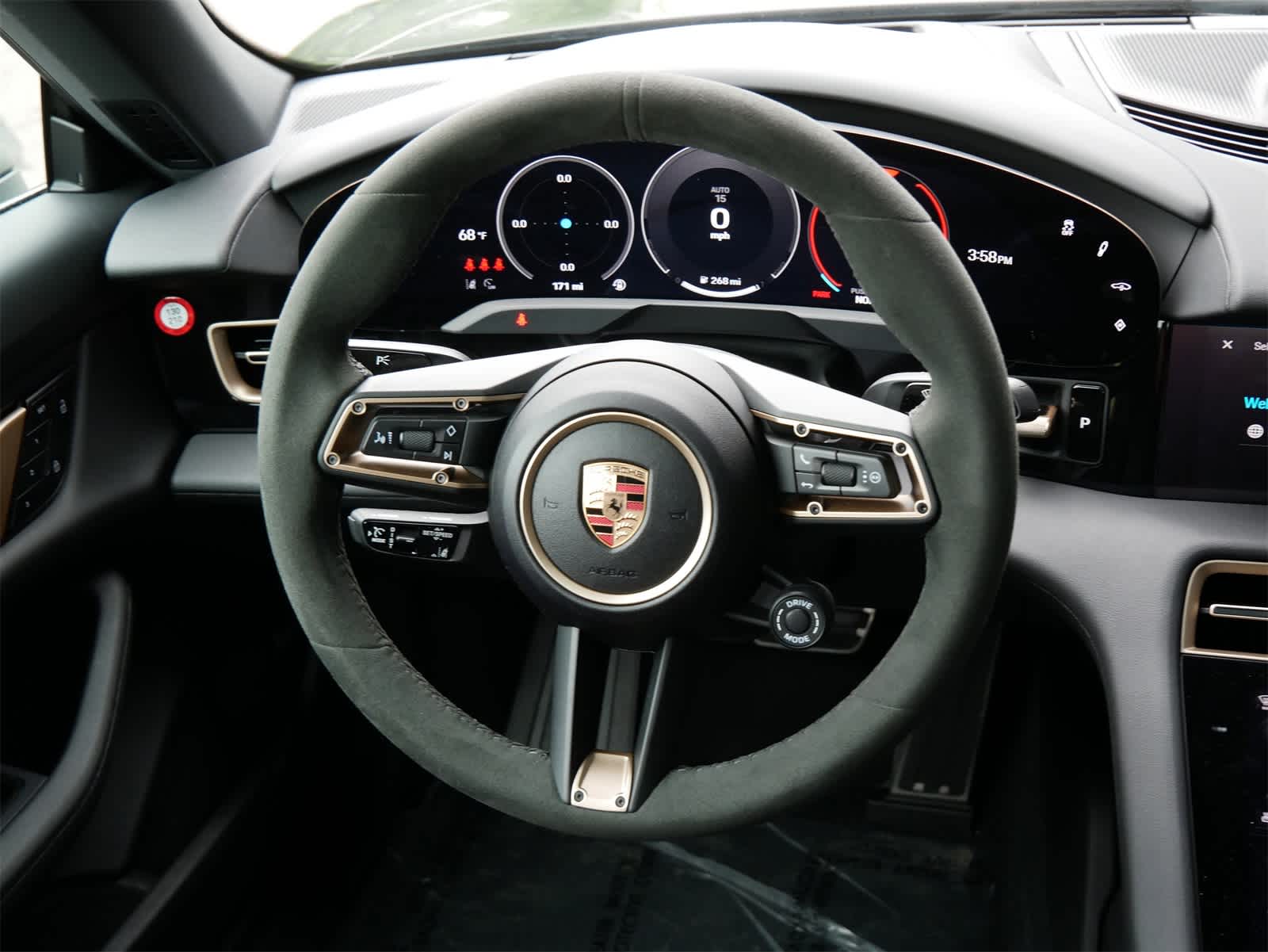 Thumbnail: 2025 Porsche Taycan - 9