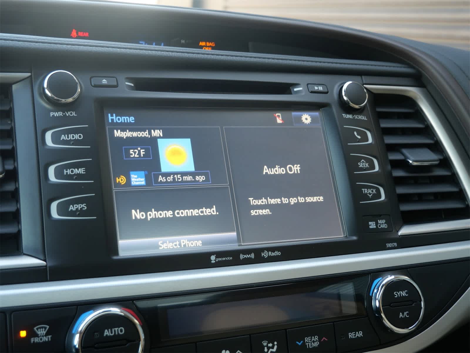 Thumbnail: 2017 Toyota Highlander - 23