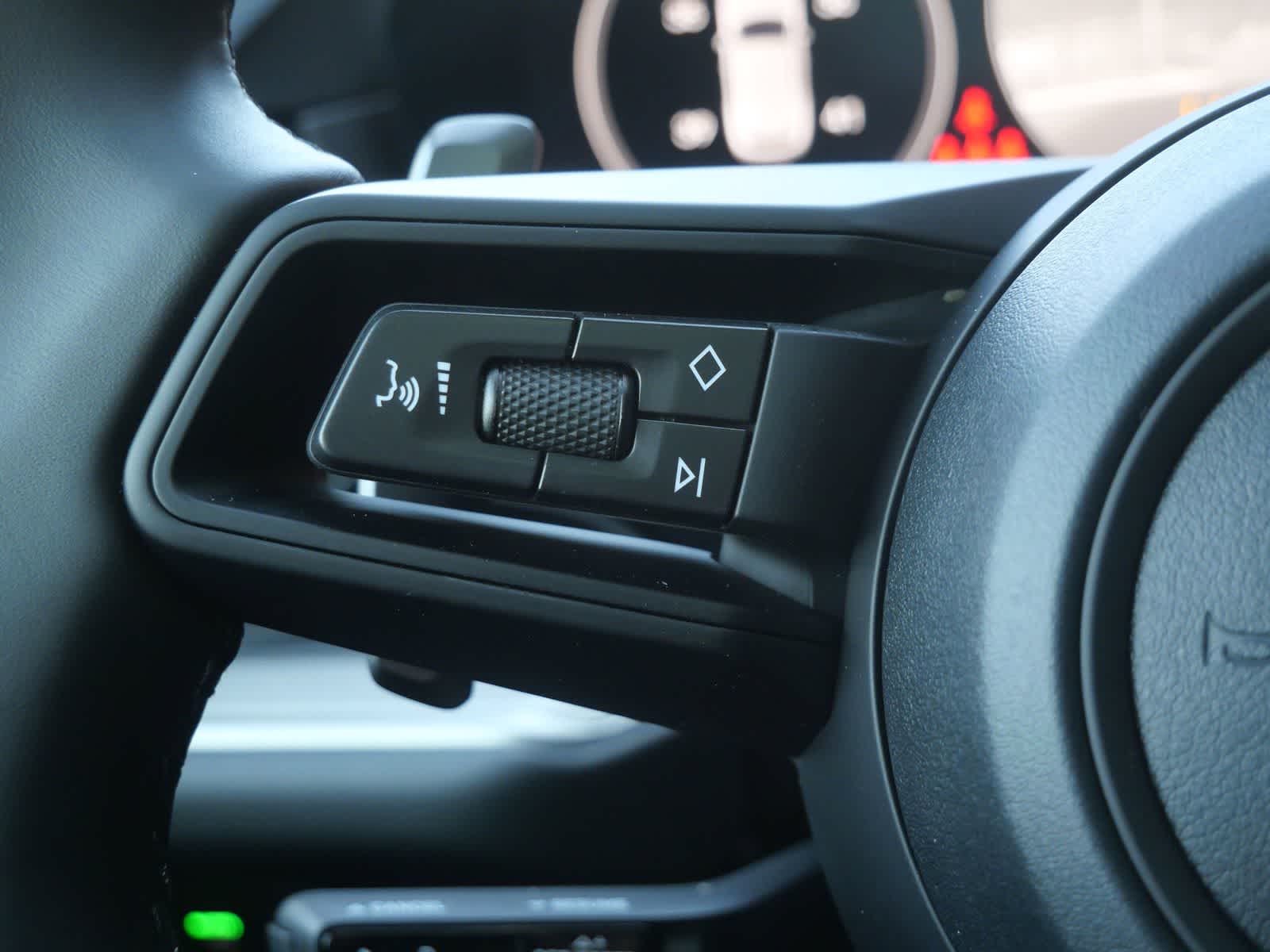 Thumbnail: 2026 Porsche Cayenne - 22