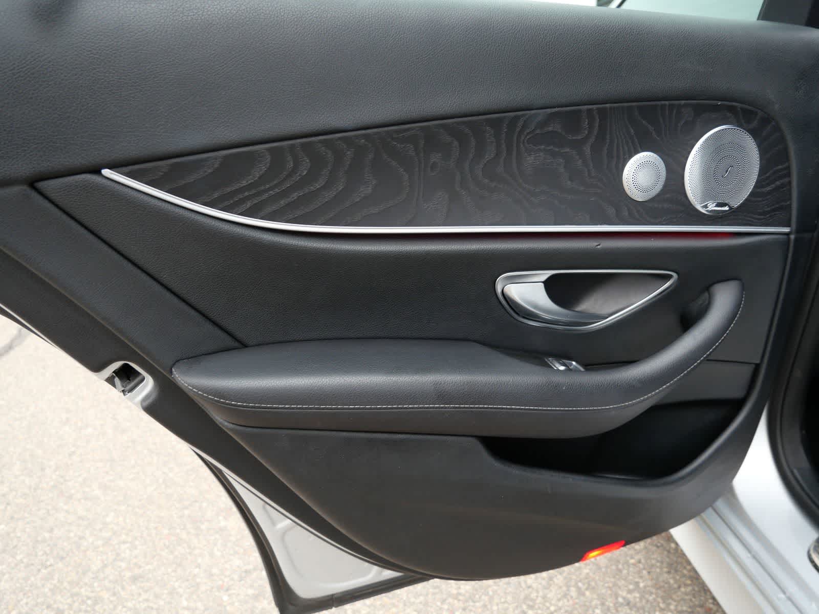 Thumbnail: 2017 Mercedes-Benz E-Class - 12