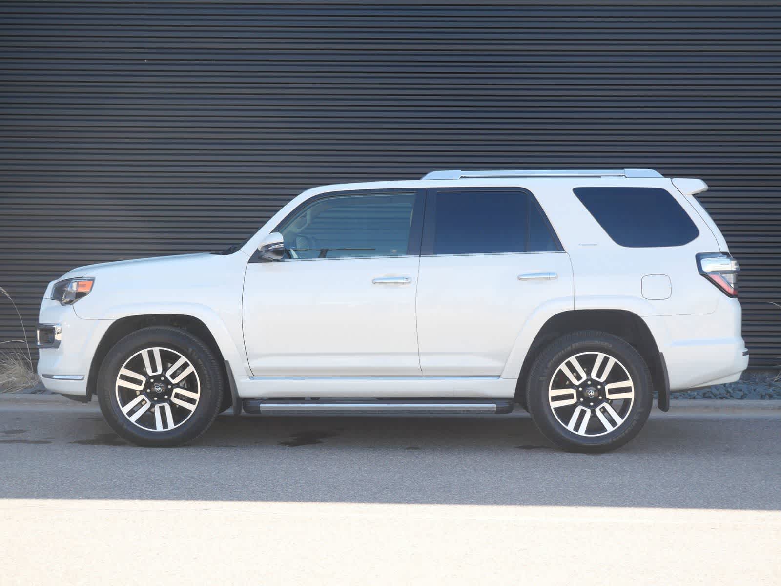 Thumbnail: 2018 Toyota 4Runner - 2