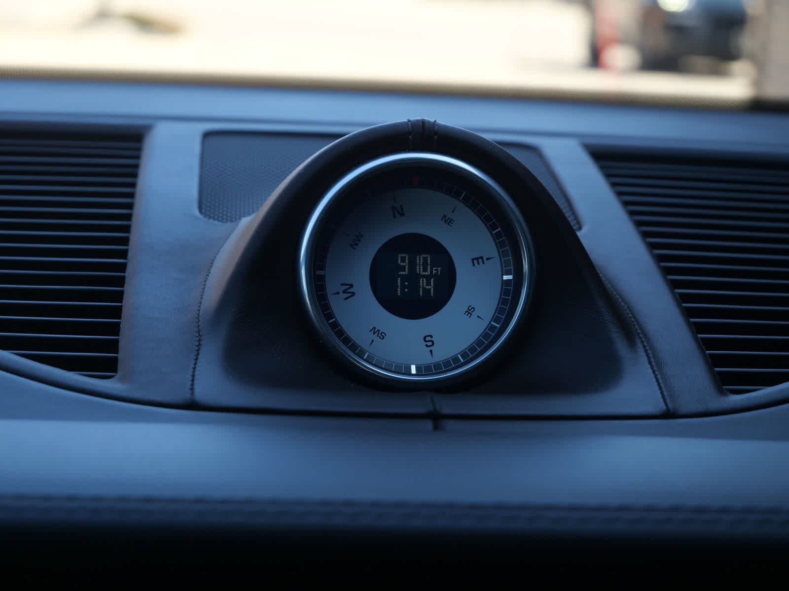 Thumbnail: 2021 Porsche Macan - 20