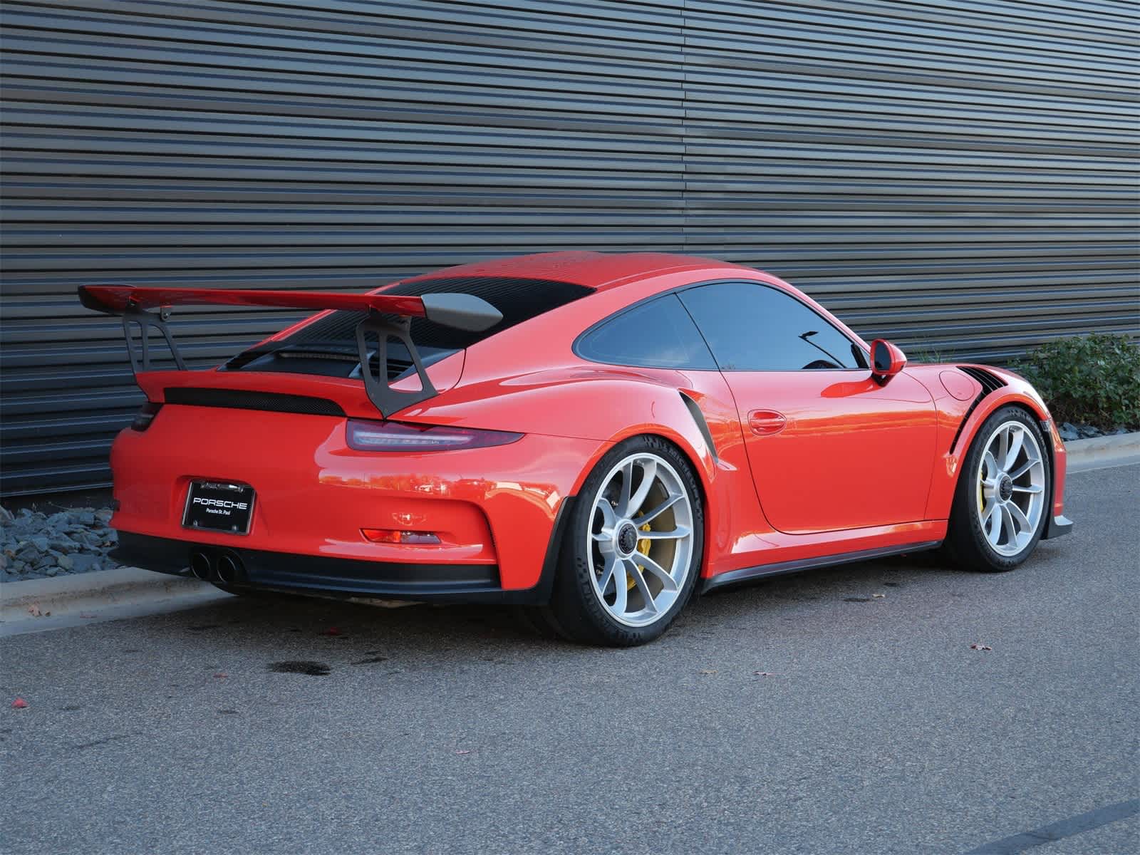 Thumbnail: 2016 Porsche 911 - 24