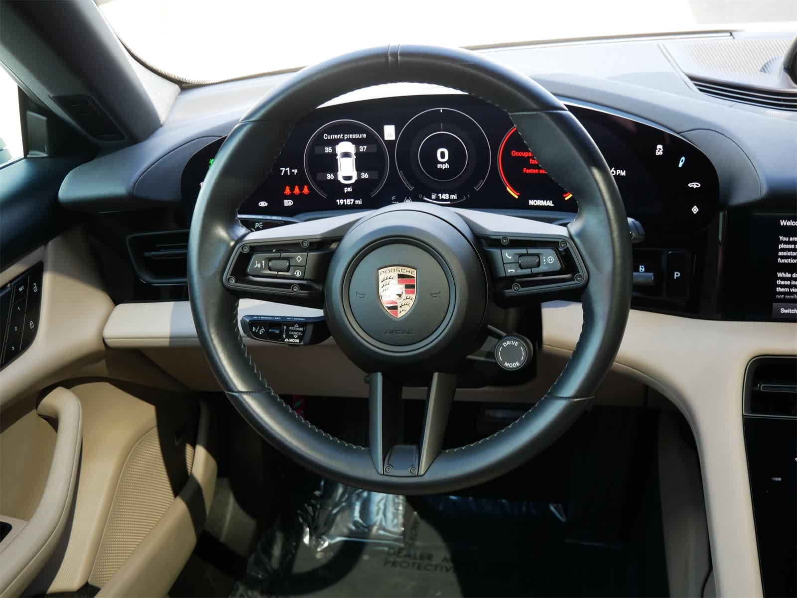 Thumbnail: 2023 Porsche Taycan - 9