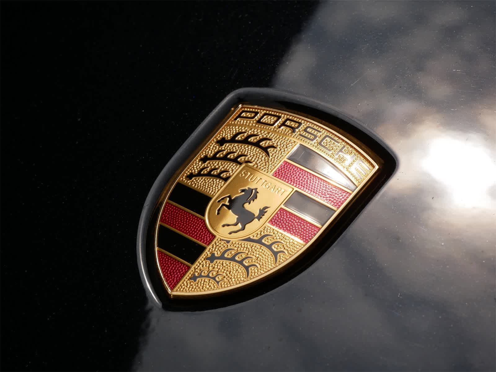 Thumbnail: 2021 Porsche Panamera - 21