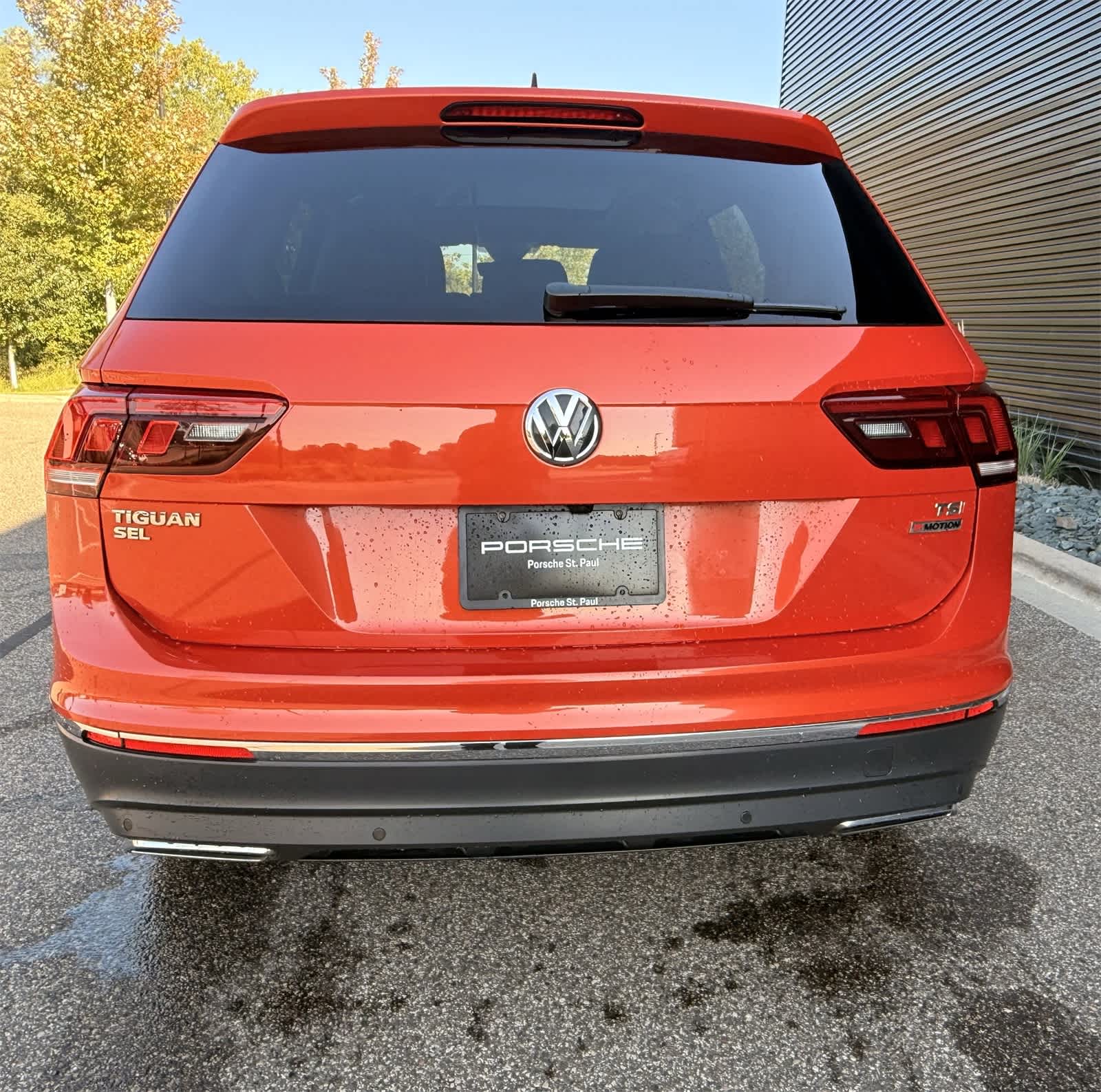 Thumbnail: 2018 Volkswagen Tiguan - 6