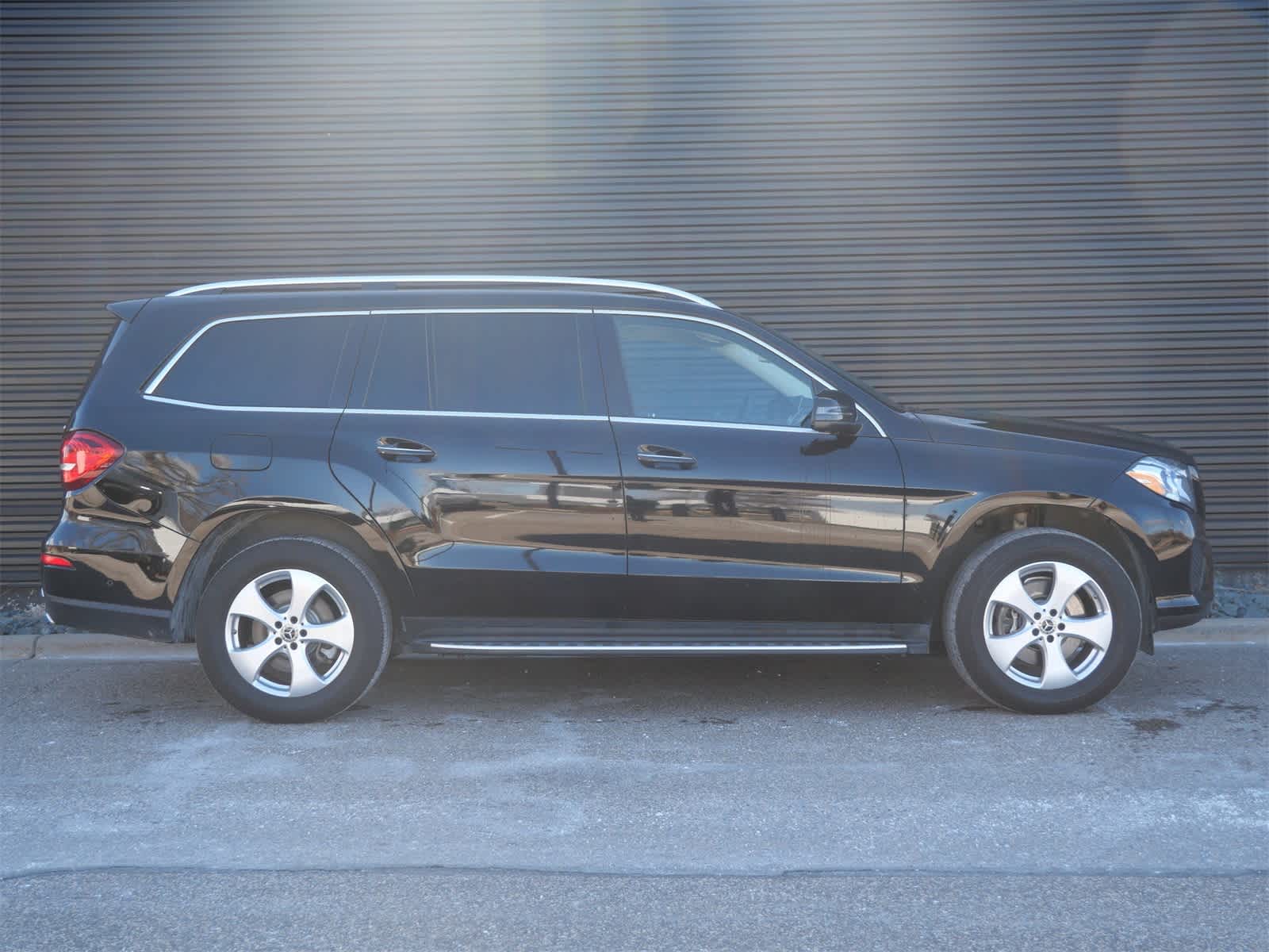 Thumbnail: 2019 Mercedes-Benz GLS - 24