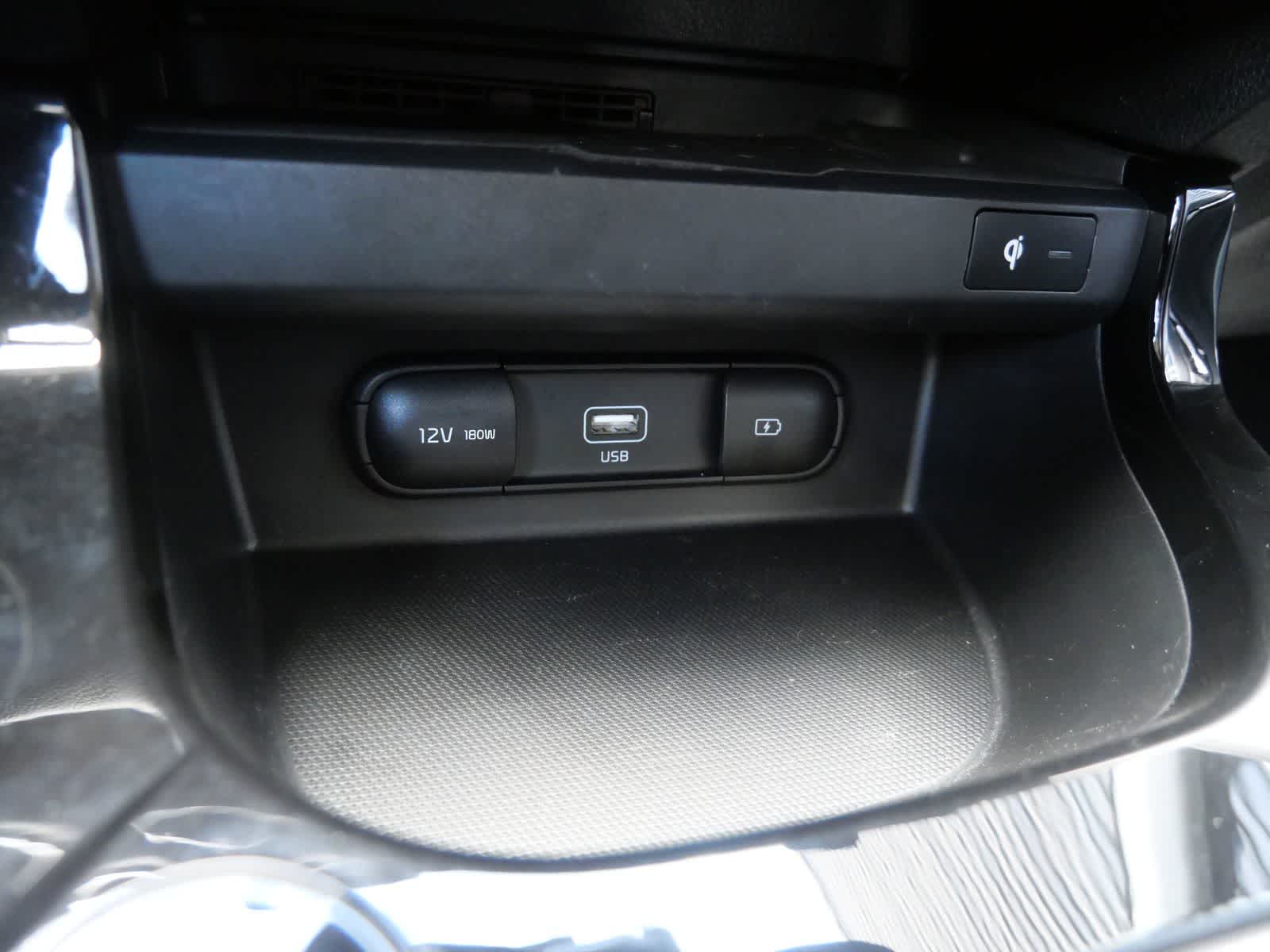 Thumbnail: 2021 Kia Seltos - 26