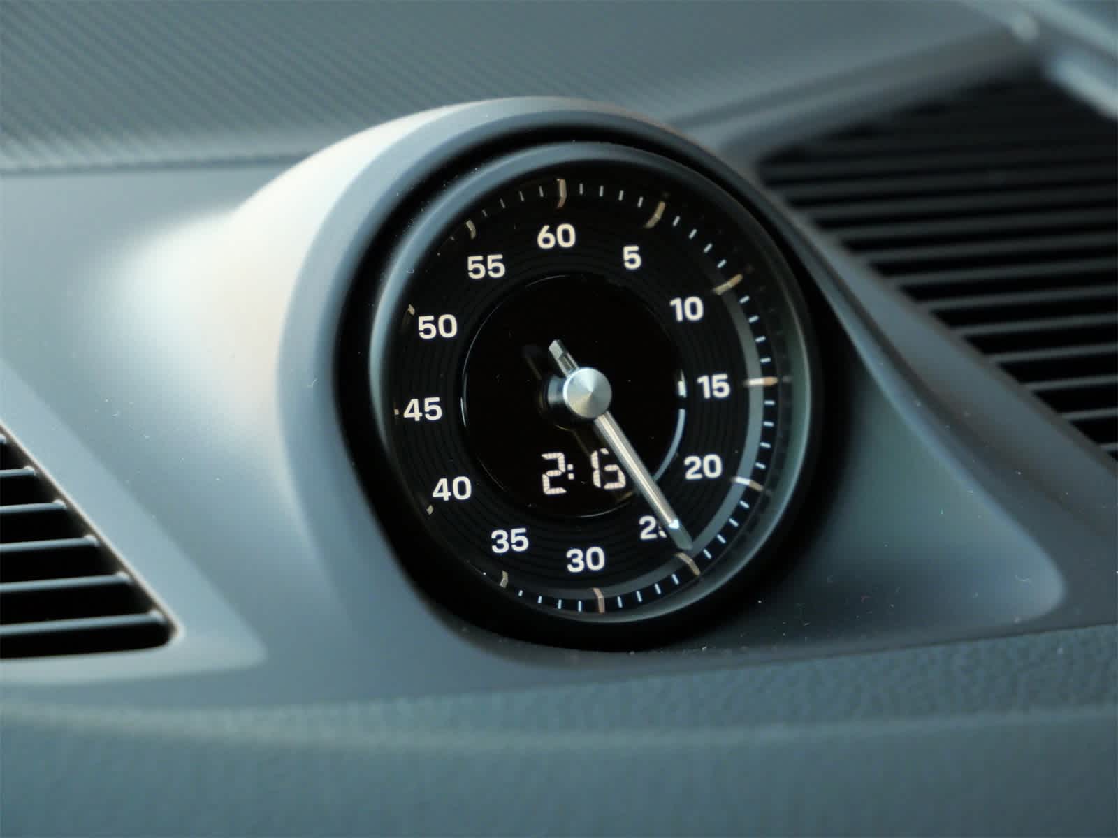 Thumbnail: 2026 Porsche Cayenne - 14