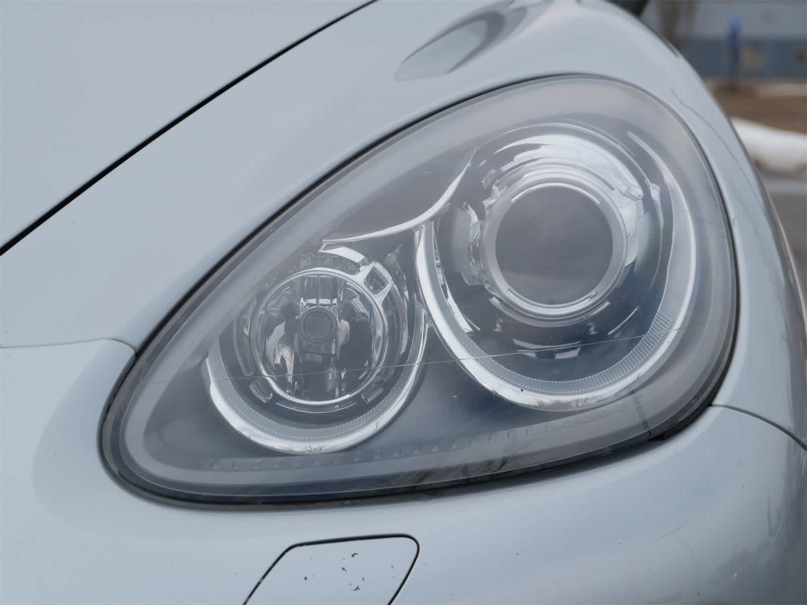 Thumbnail: 2014 Porsche Cayenne - 6