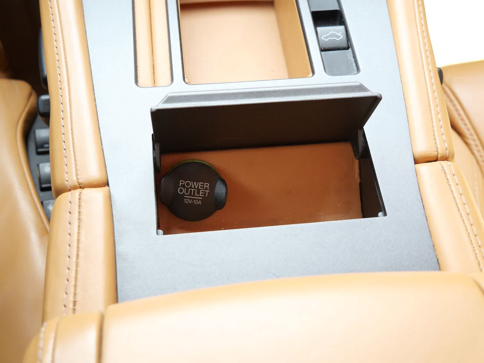 Thumbnail: 2012 Aston Martin Vantage - 14