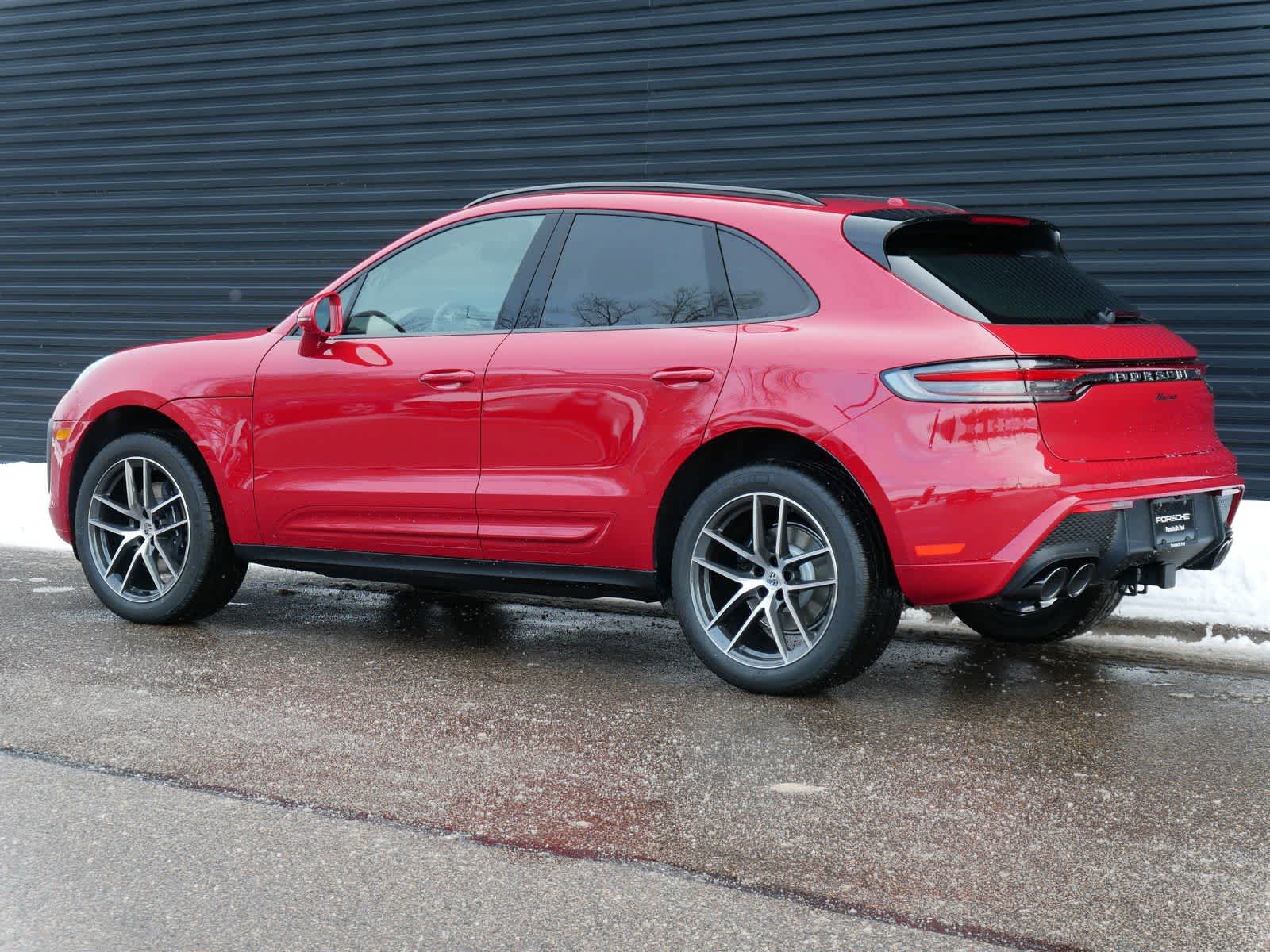 Thumbnail: 2026 Porsche Macan - 2