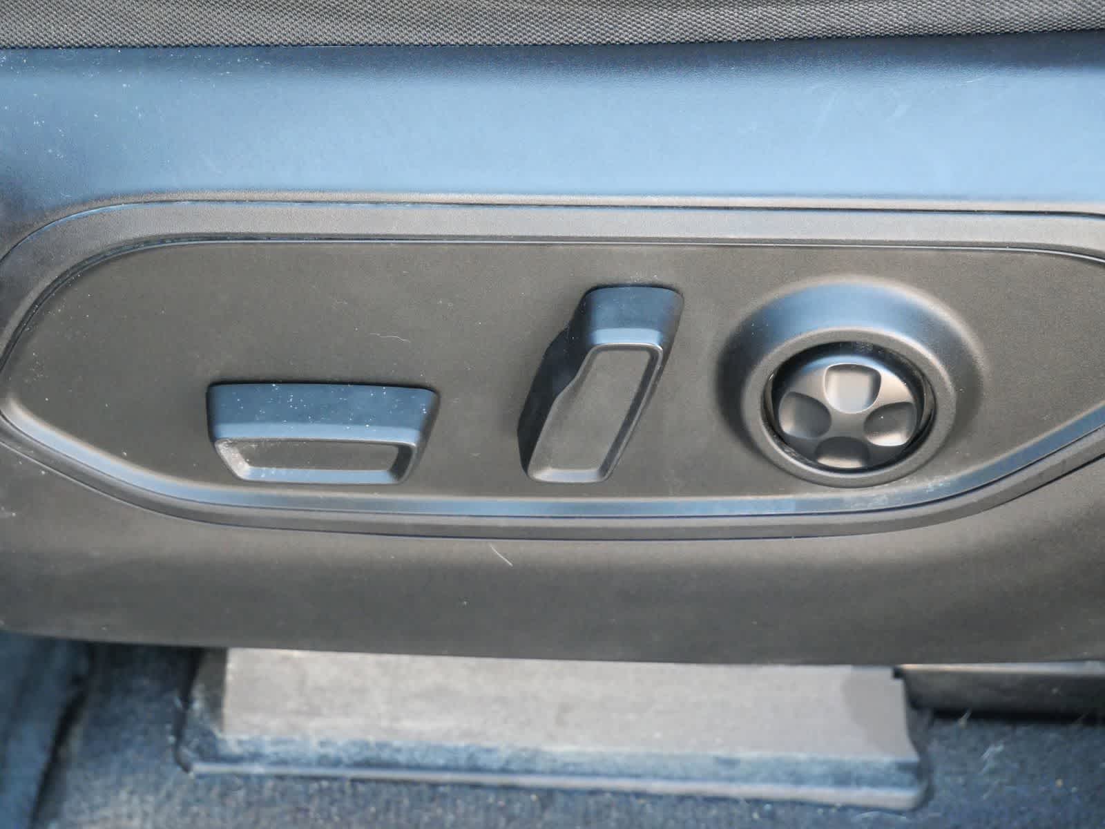 Thumbnail: 2021 Jeep Grand Cherokee L - 10