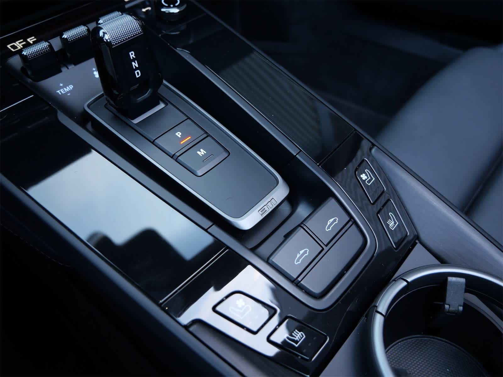 Thumbnail: 2024 Porsche 911 - 13