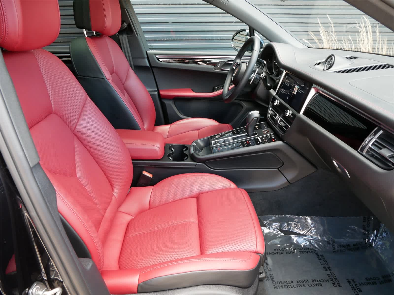 2024 Porsche Macan Base 27